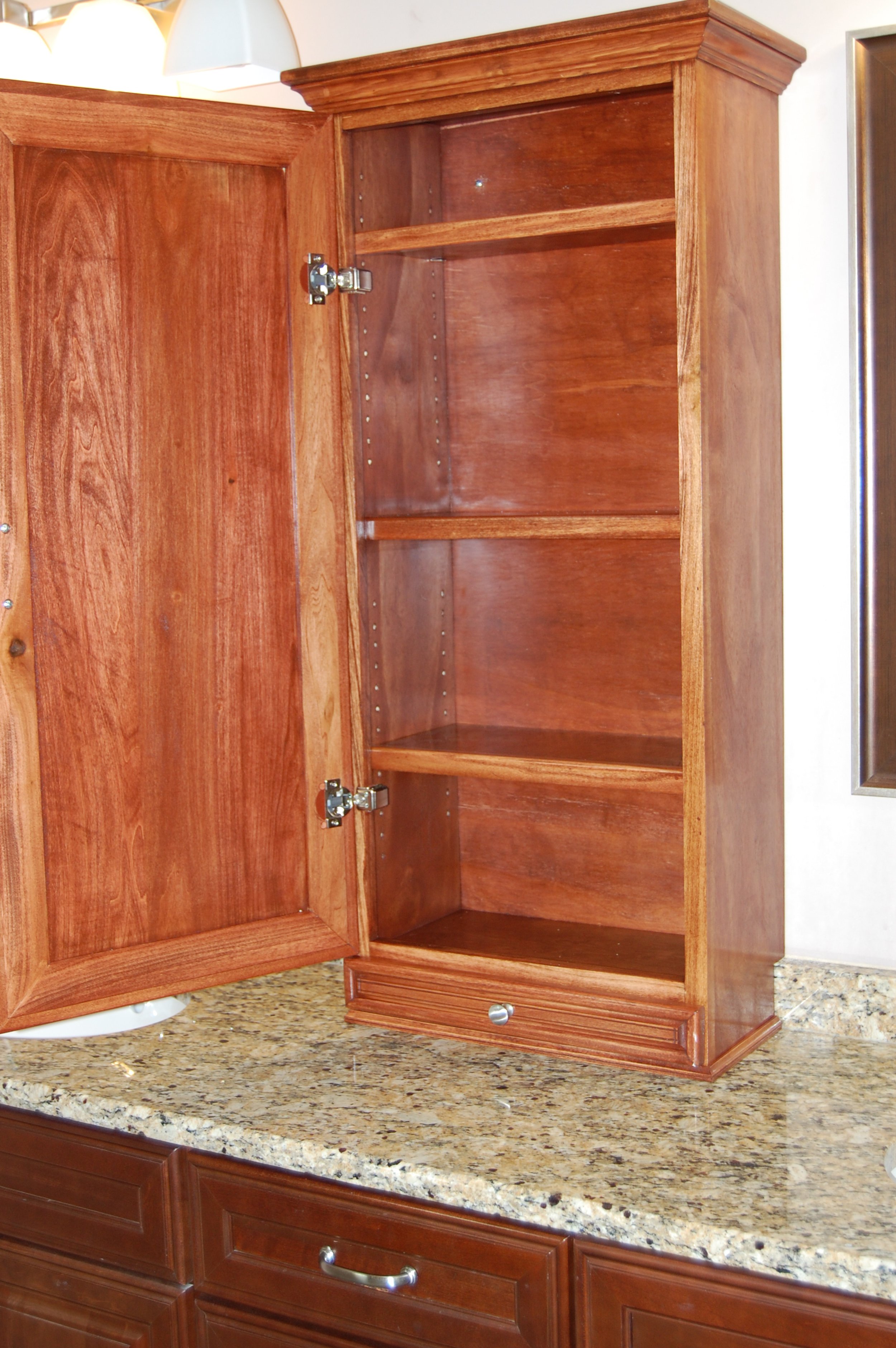 vanity cabinet.JPG