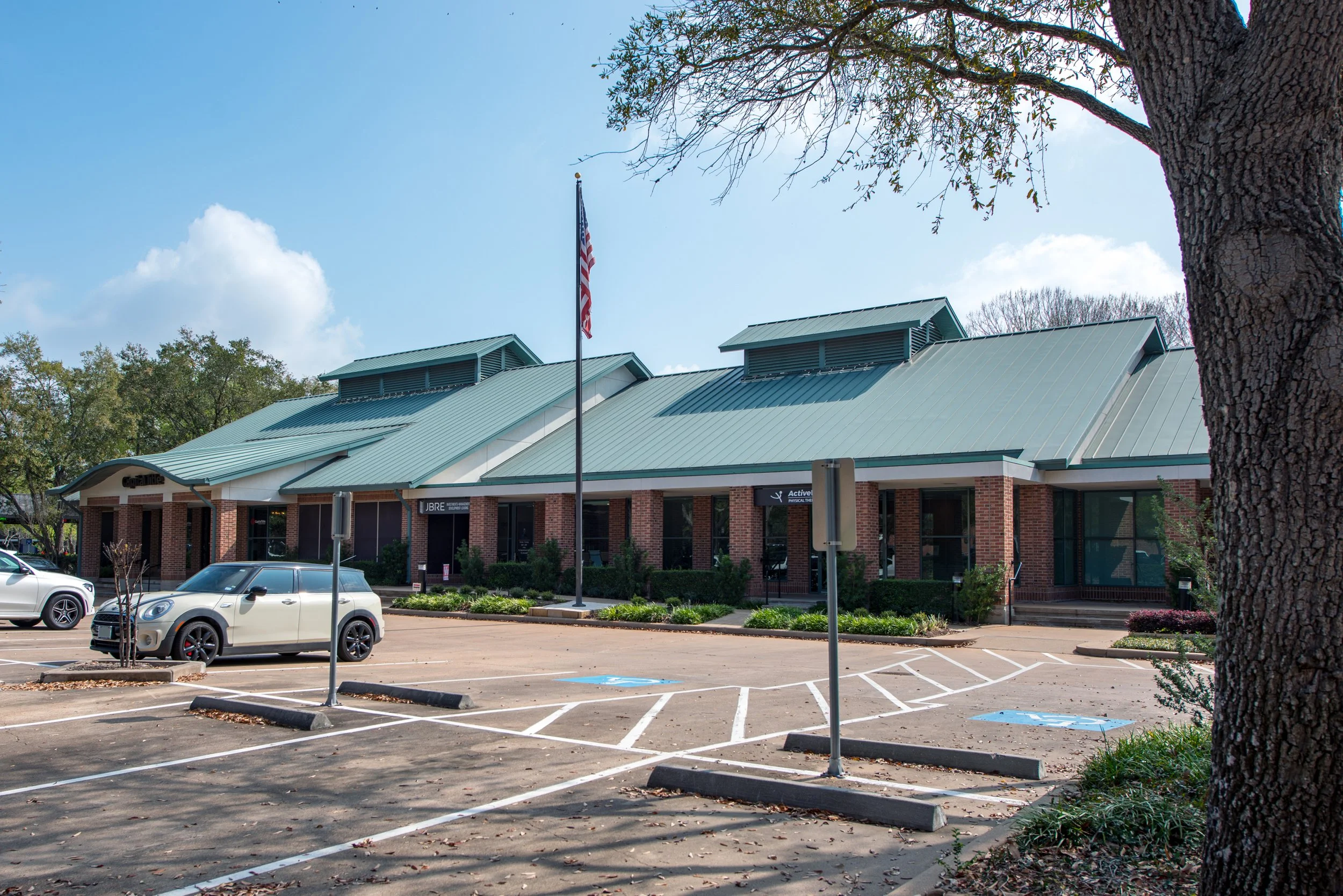 2415 Town Center Drive Sugarland, TX 77478