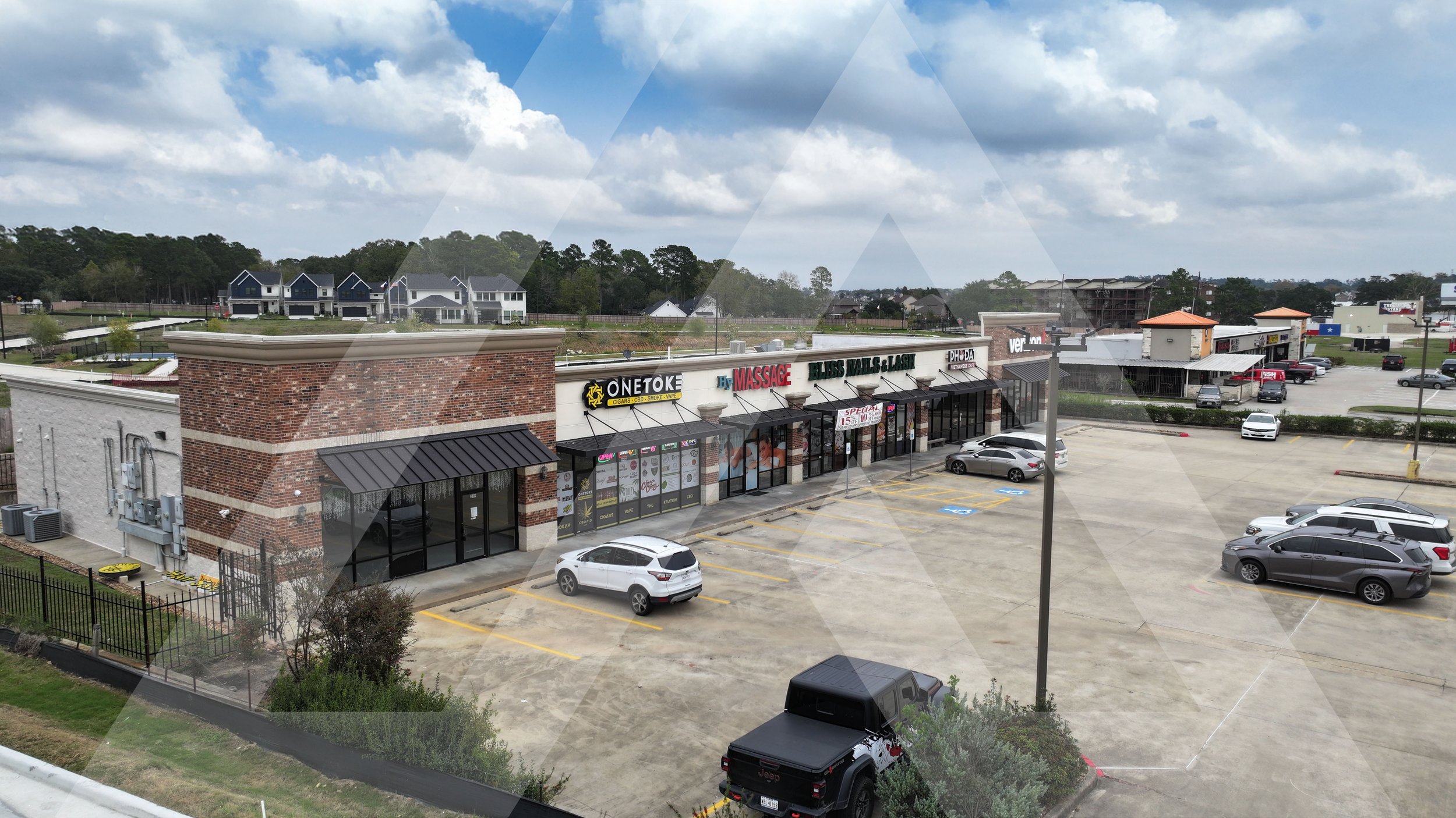 Lake Conroe Center - 18024 Highway 105 W, Montgomery, TX 77356