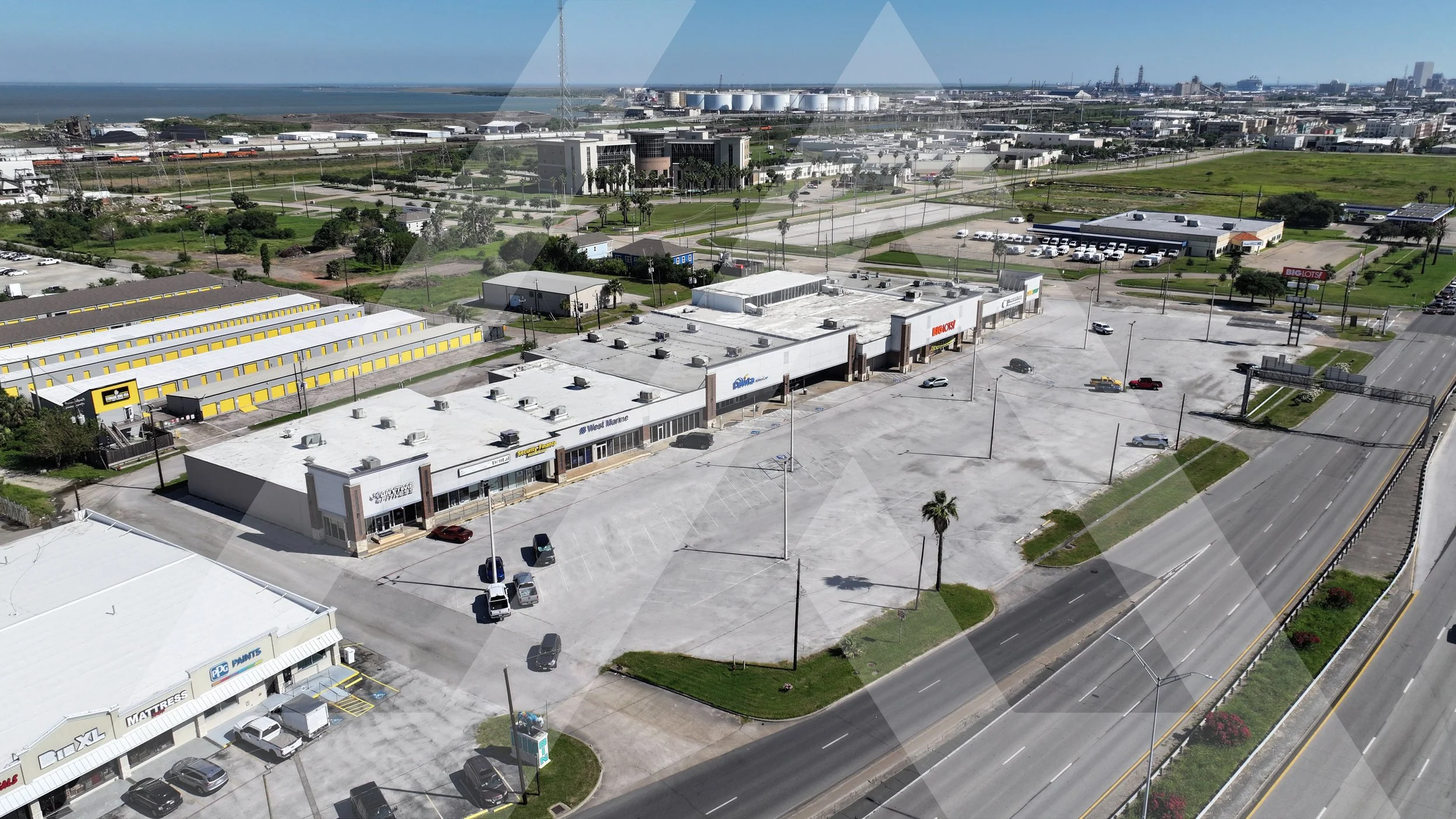 Broadway Shopping Center - 5900 - 5940 Broadway Street Galveston, TX 77551