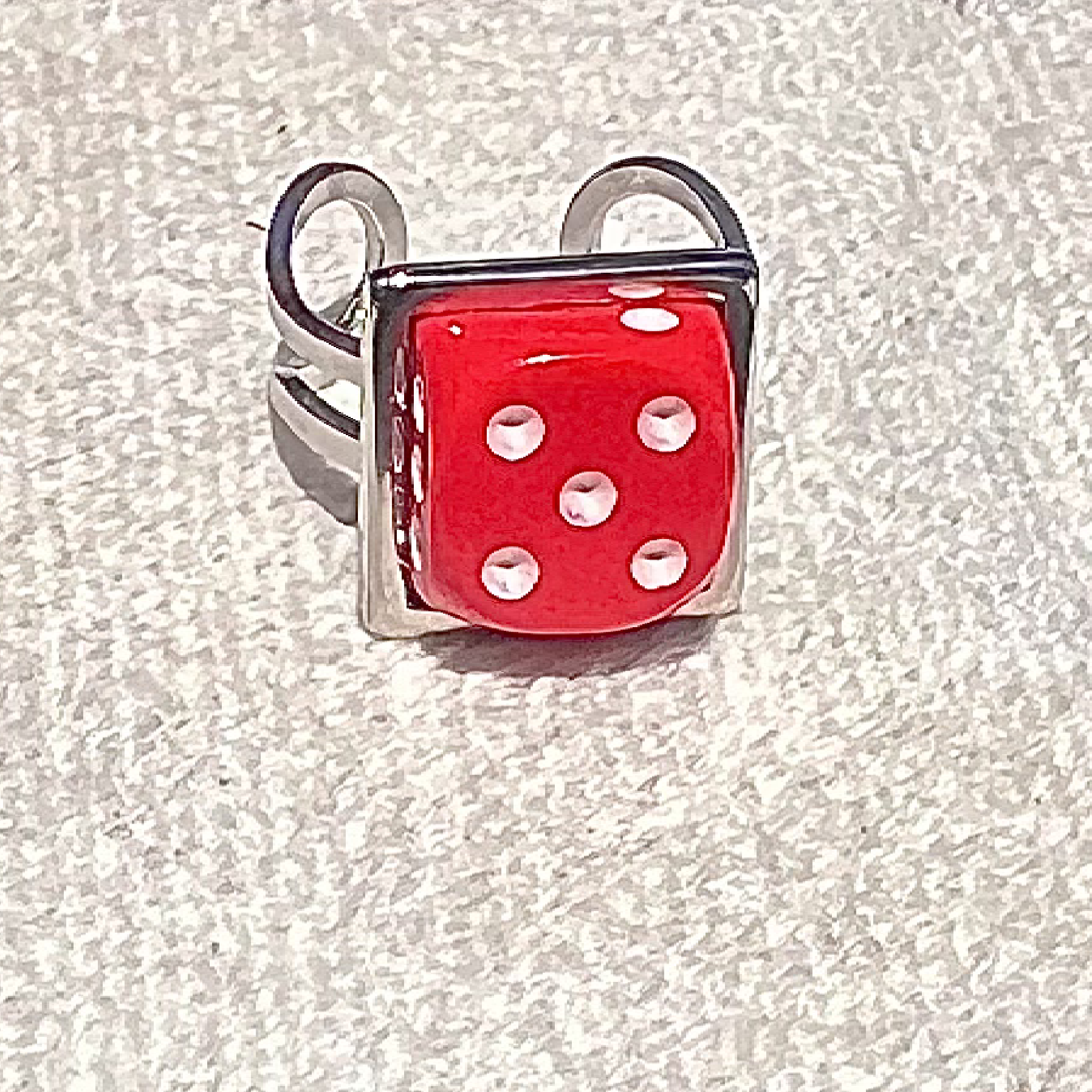 Red dice 2.png