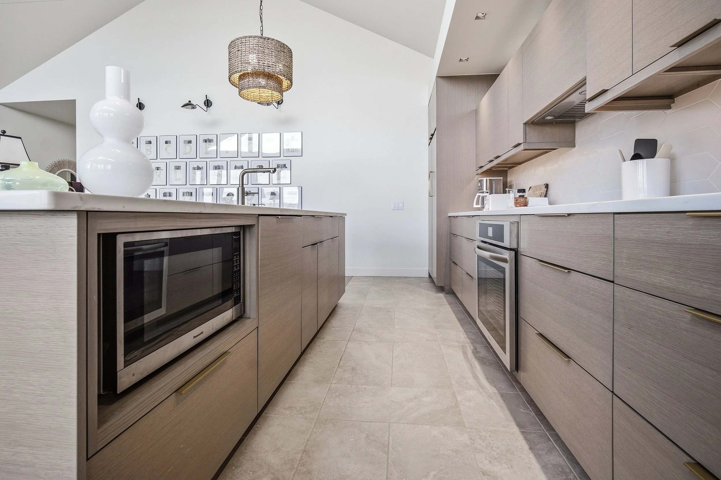 5738 Magnolia Kitchen-3.jpg
