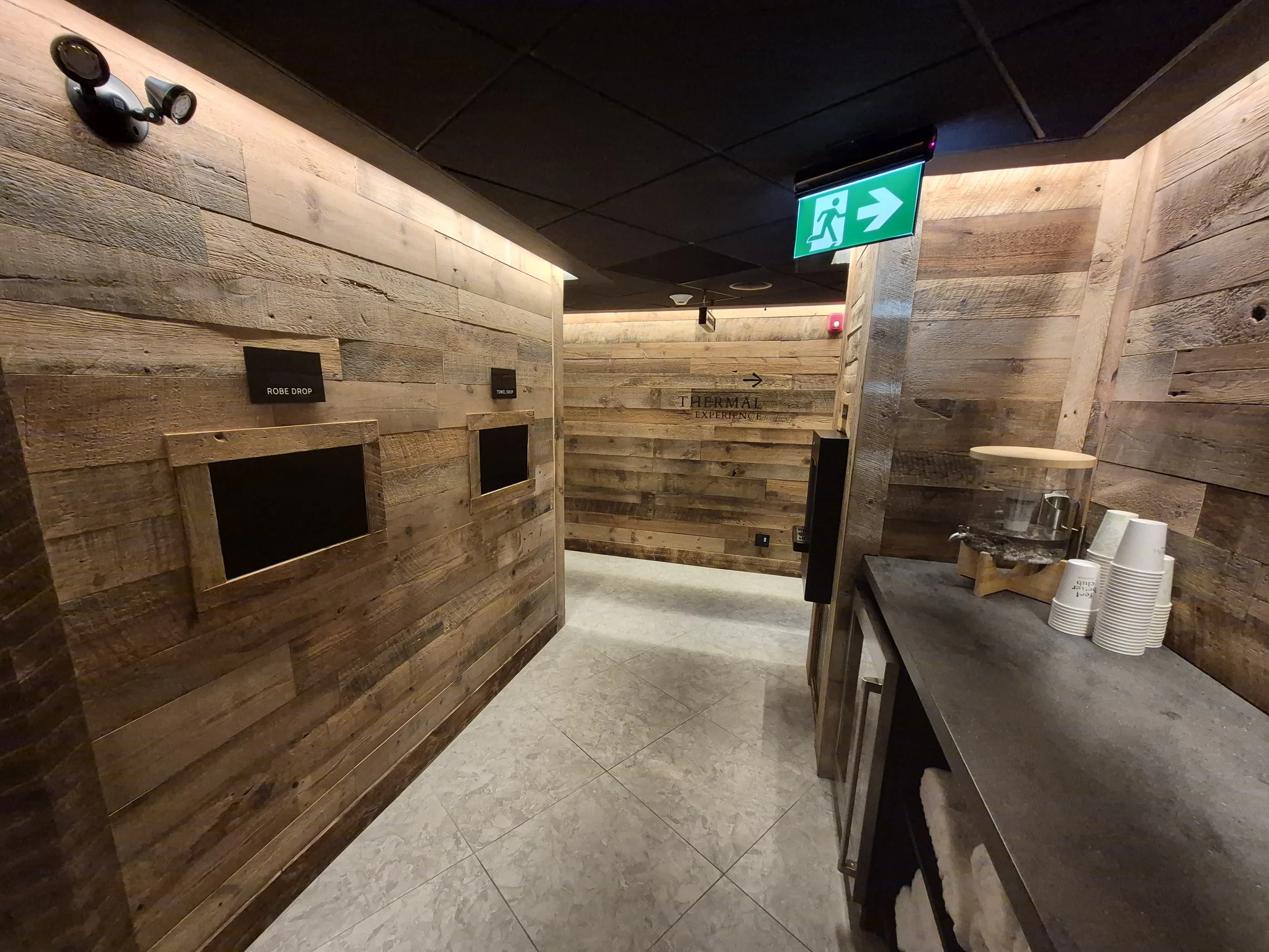 change-rooms-spa-calgary.jpg