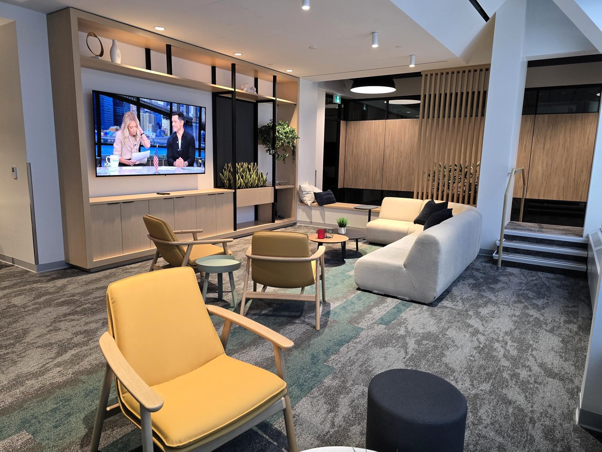 airport-lounge-design.jpg
