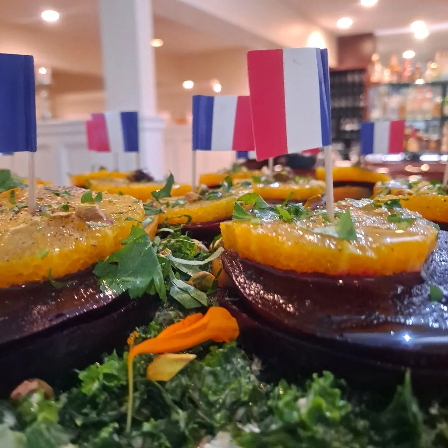 We make food your family's Superpower!

Catering cuisine since 2016 🌻

#sunflowercafe #frenchcuisine #catering #holidaycatering #holidayshopping
