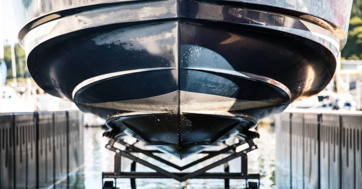 5 Signs It’s Time To Replace Your Boat Lift