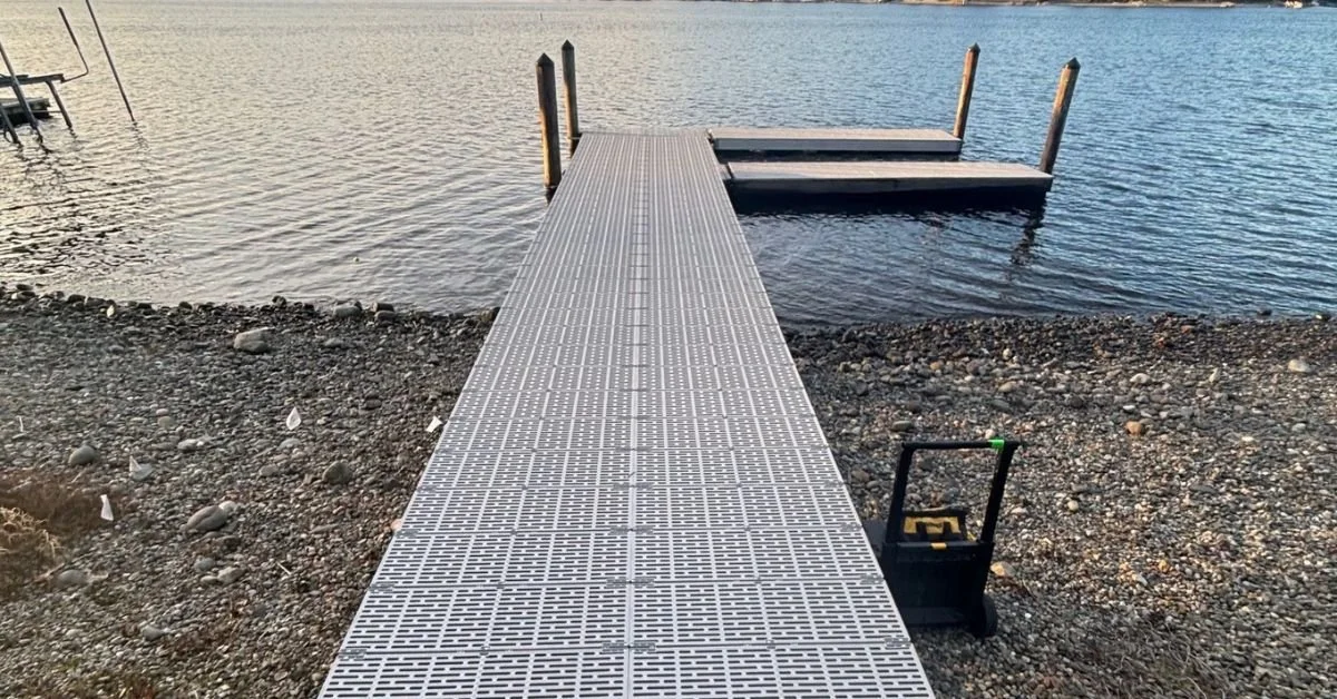 Fixed vs. Floating Boat Docks: Which To Choose