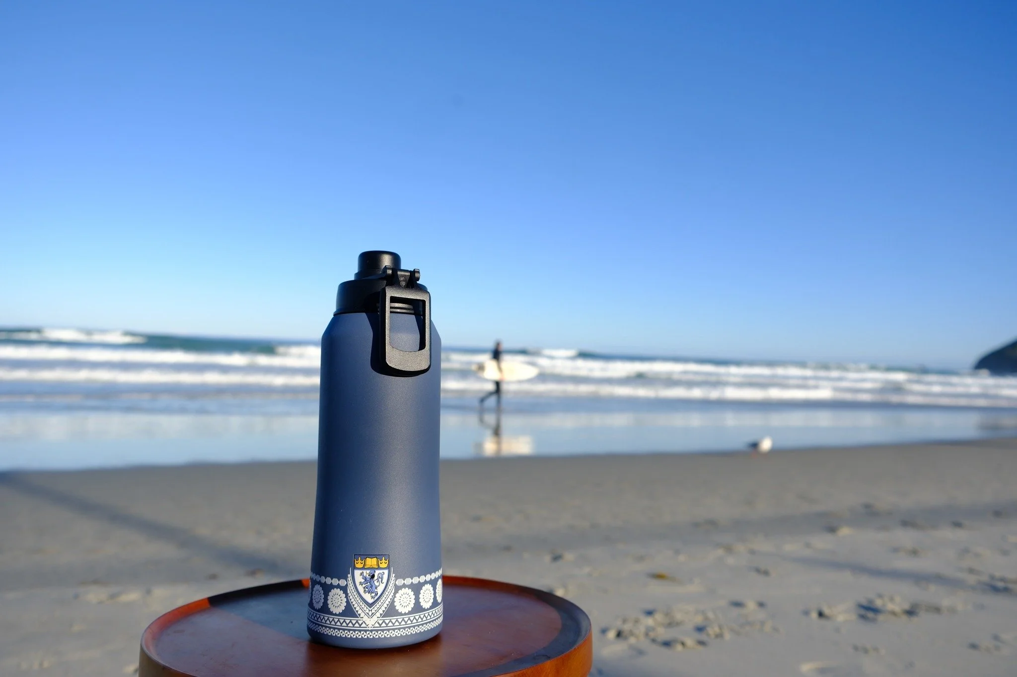 Pasifika Bottle ft Pacific Ocean
#stclairbeach #kingshighschool #travelbottle