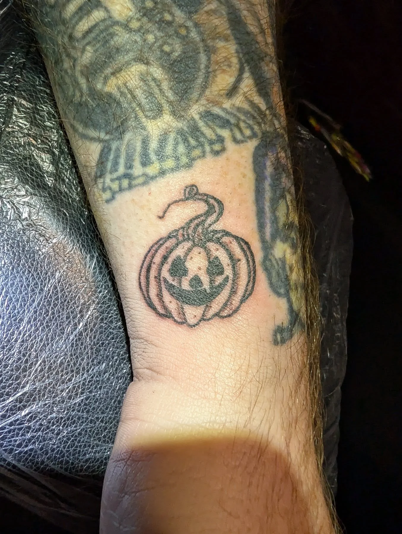 The only tattoo pic I got from my time at @portalsoffear in West Mifflin because I was always too busy to take any. Got to tattoo a Ghostbuster last night! Finally got to go through the haunted house and it was AMAZING. The quality of the set designs