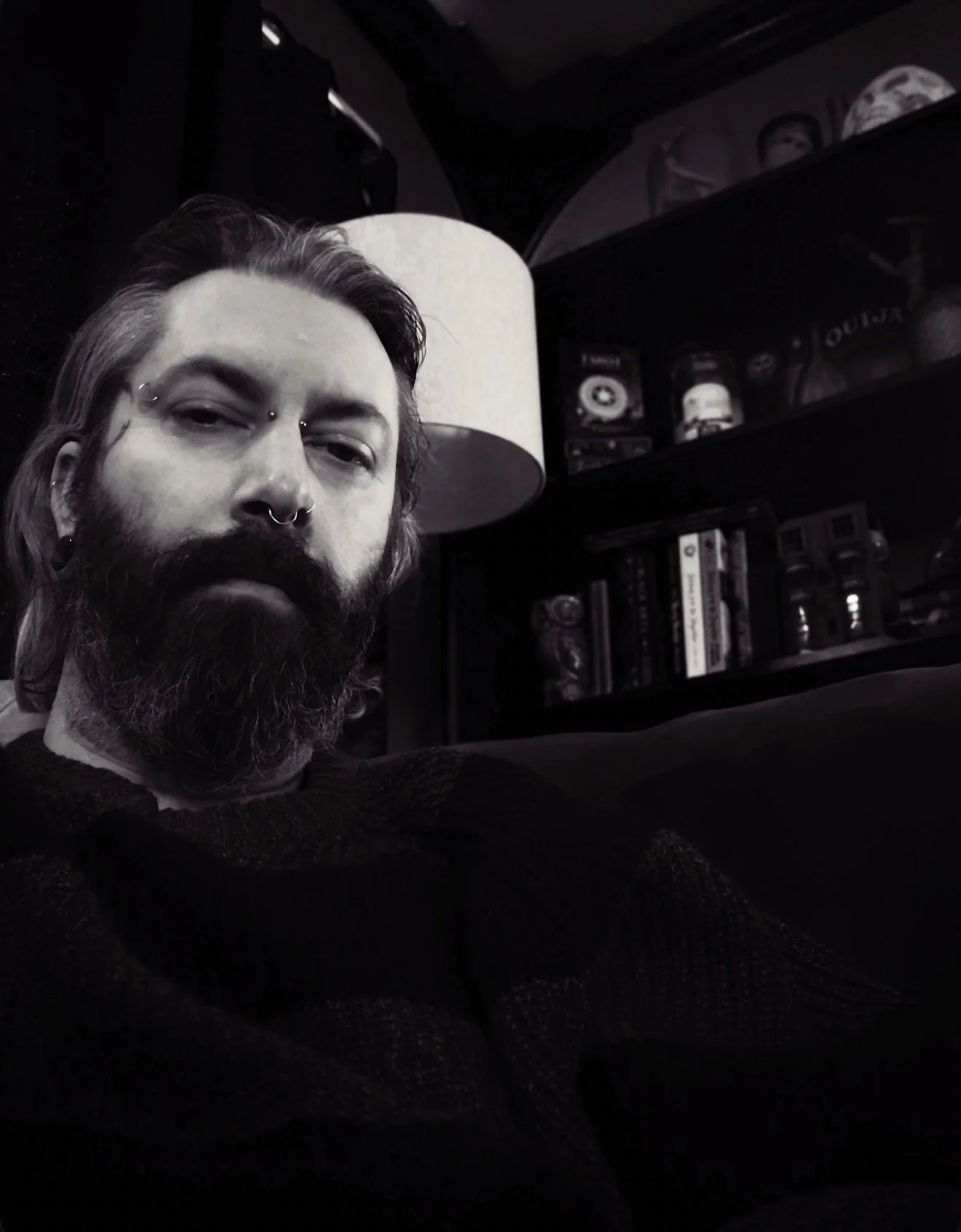 Now booking for the rest of 2025!! 

Reach out by message or email at moonbvrns@gmail.com to secure your spot. 

Here's a proof of life pic, plus some favorites from the past year!