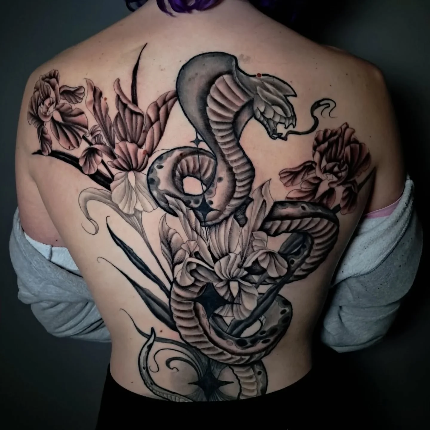 Let me know what you guys think.

Thank you @ella.hbbs for sitting like a champion!!!

Books open 

@blackhorizontattoo 
140 6th St, Pittsburgh, PA 15222

@dynamiccolor
@bishoprotary
@inkeeze 
@kingpintattoosupply

#tattooed #tattoolife #412 #724 #87