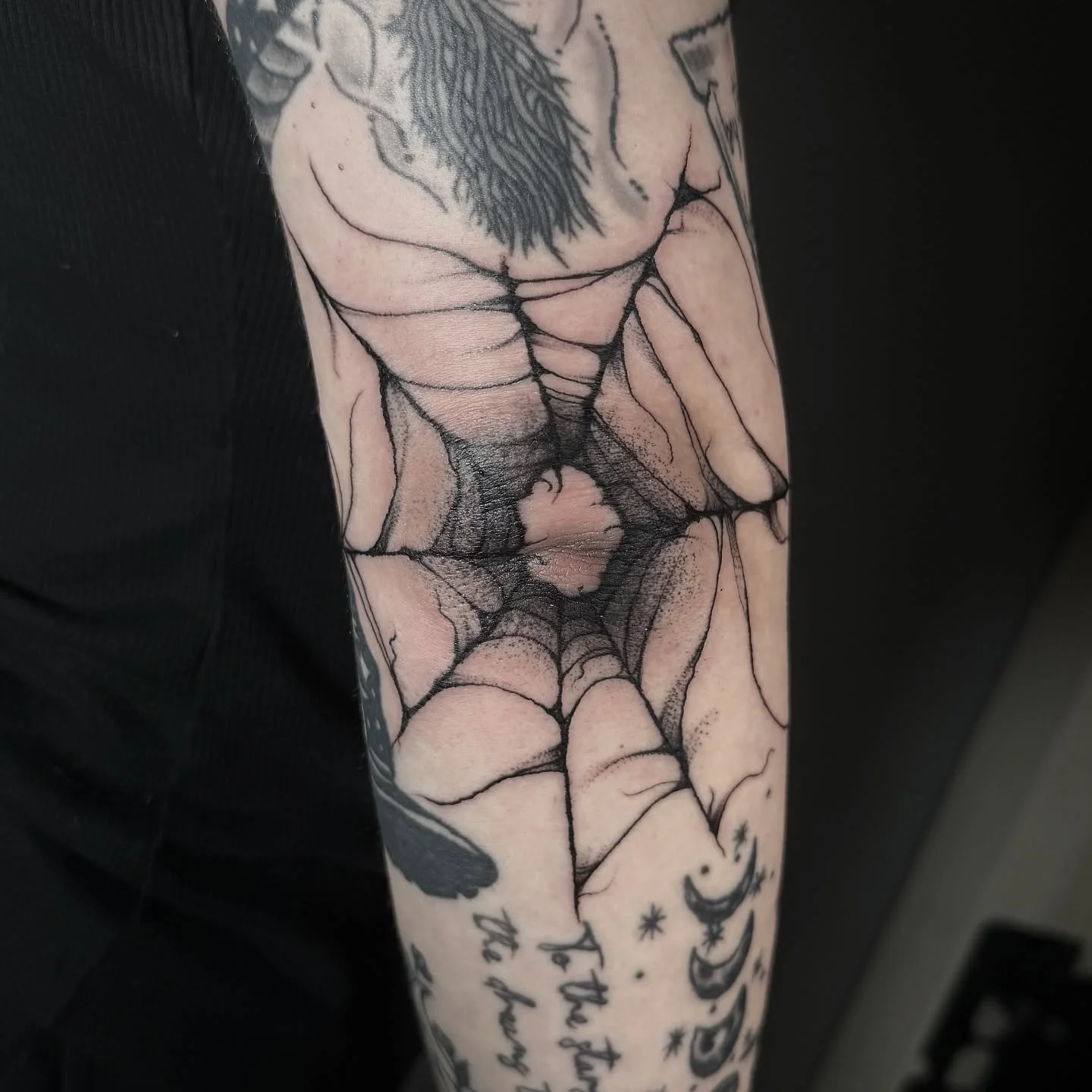 Freehand sketchy spider web for my awesome friend @whitcharae Thanks again for coming by and giving me something to tattoo!
Now Booking for March-May