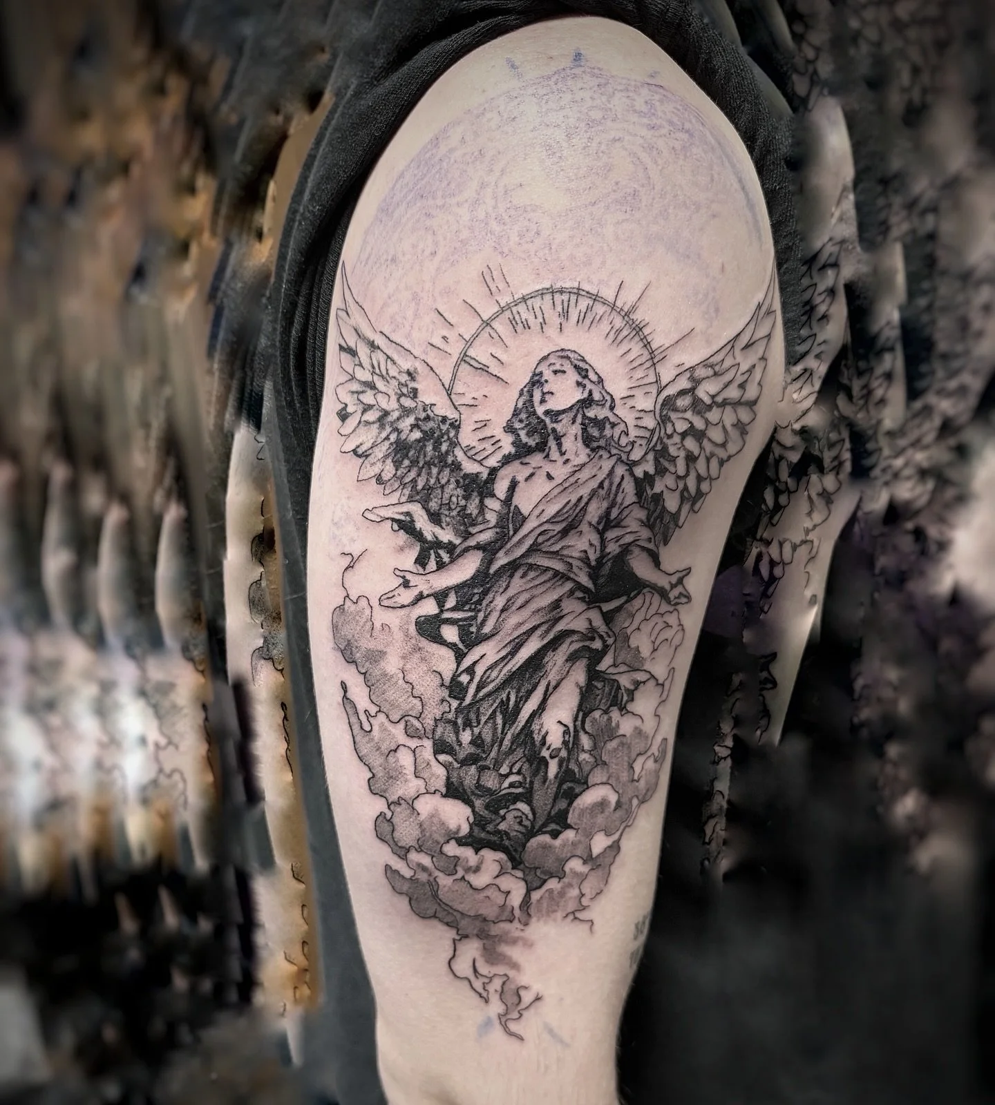 Now Booking for March-June!!! 
Only have a few days left for March, April and May are starting to fill up too!

Got a good little start to this sleeve for @justin.keys_  the other day!