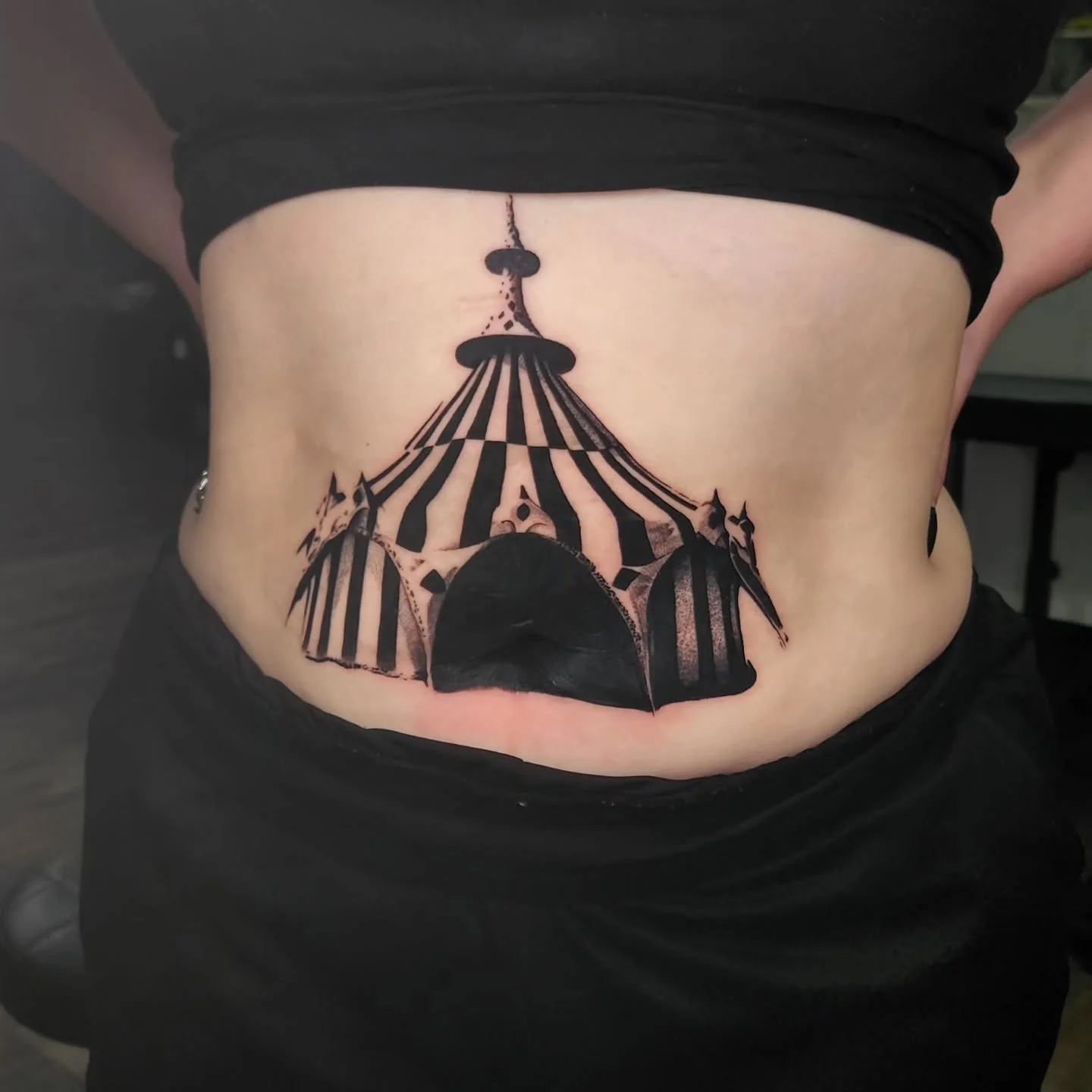 Such a fun one from yesterday. 
Booking for June! Thanks for lookong
.
.
.
#alternative #circusinspiration #pittsburghpa #gothstyle #highcontrast
