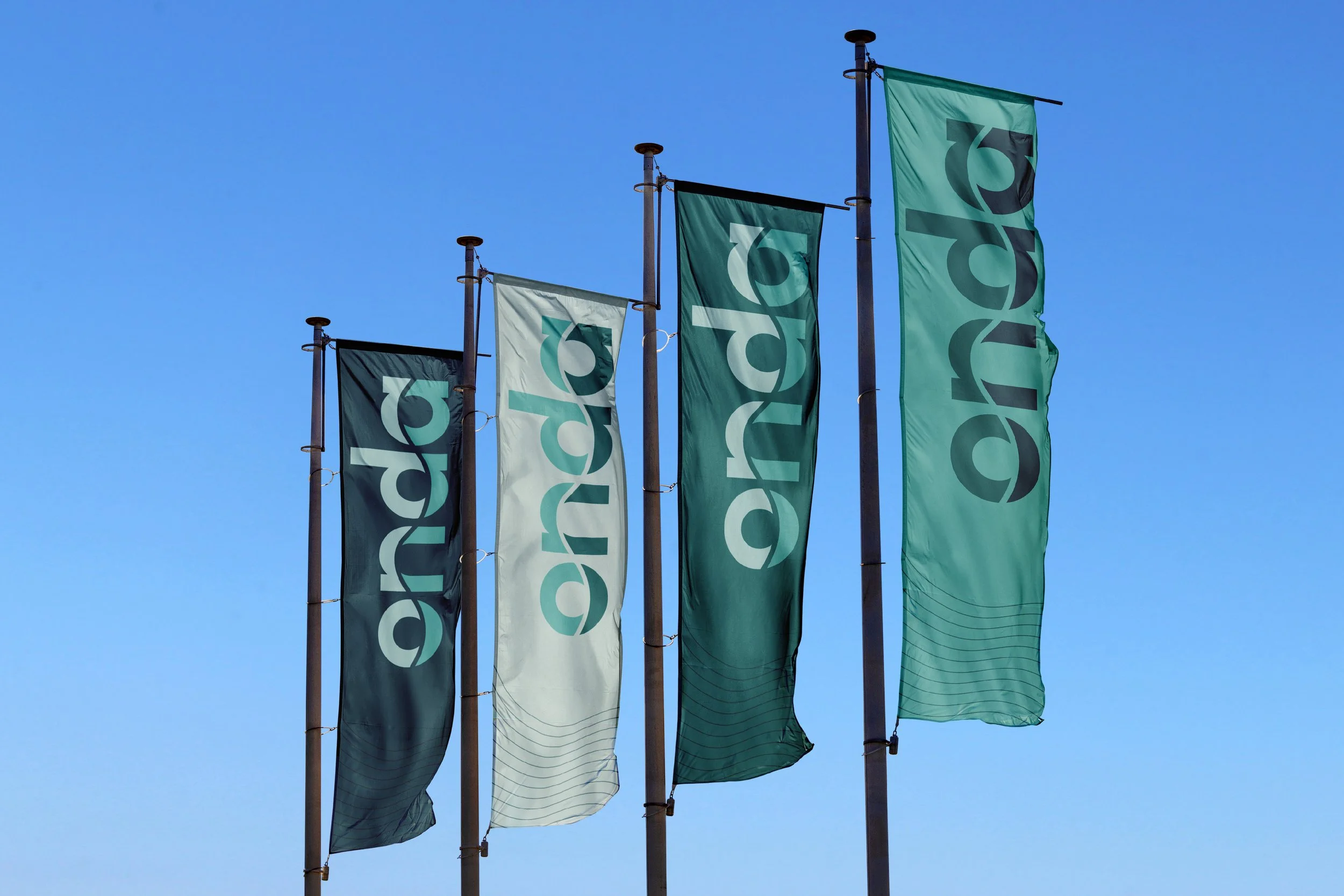 ONDA // Rebrand That Creates Ripples