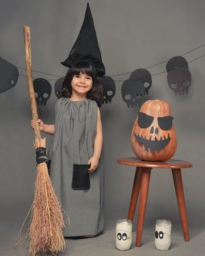 halloween-witch-school-kids-costume-upcycle-reuse-sustainable.jpg