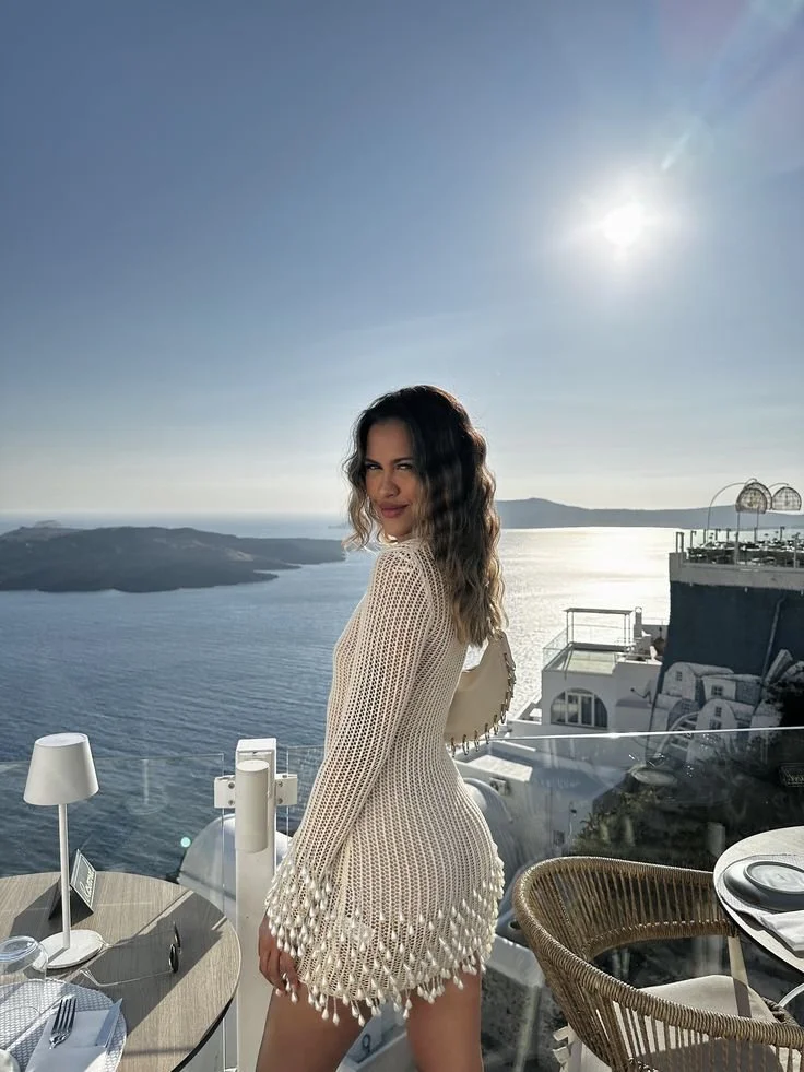 Golden Hour Glitz: Crochet Sparkle Mini for Seaside Cocktails