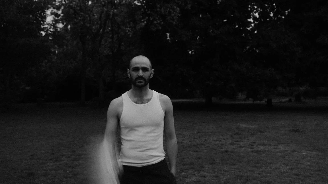 overtime
@jonlekole 
[1-6]
#photography #photocinematica #blackandwhitephotography #blackandwhitephotography #fujifilm #fujifilmuk #fujifilmch #cinematic #monochrome #monochromaticphotography #london #londonphotography #cinegram