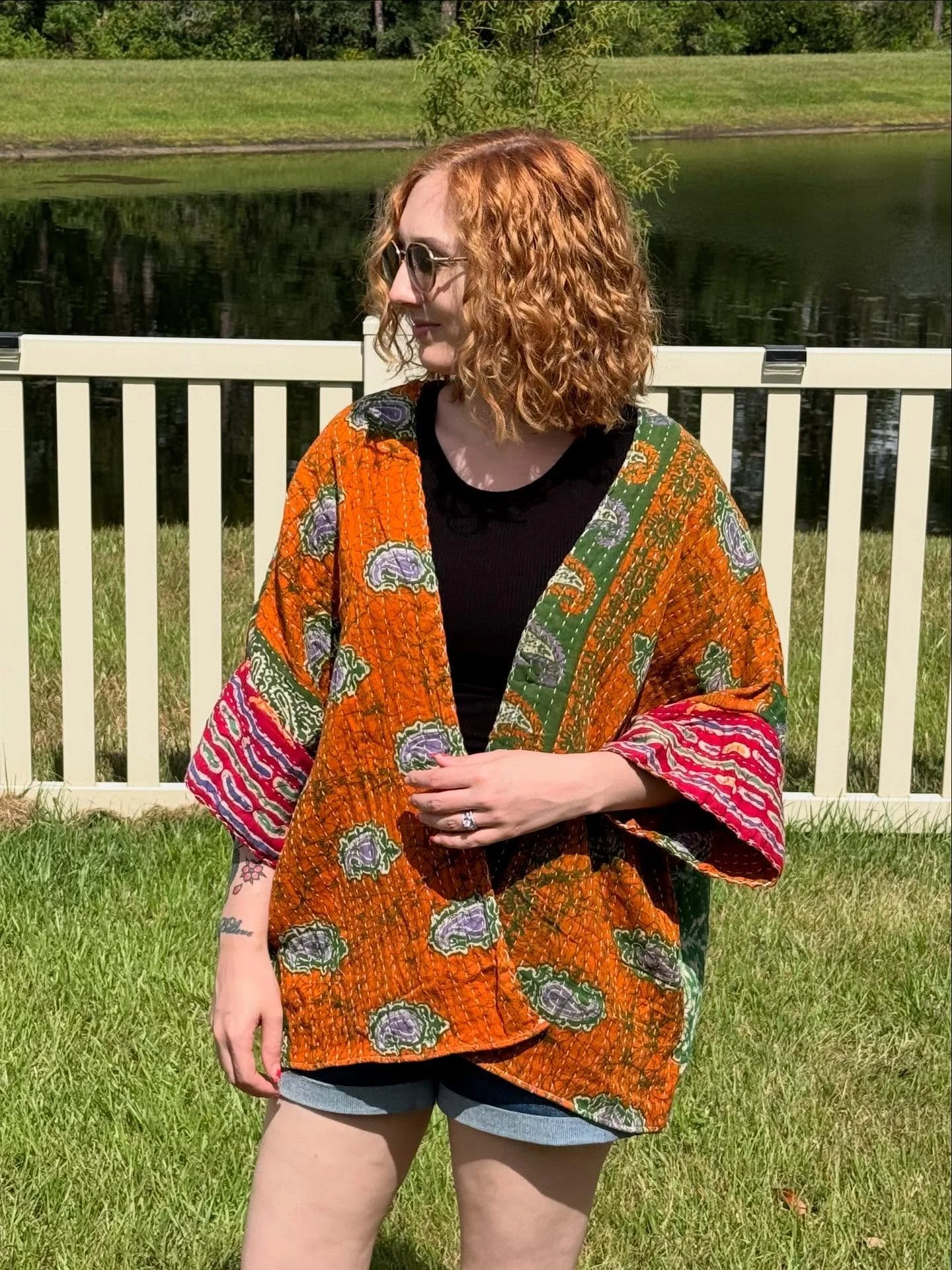 Reversible Kantha quilt kimono just added to my website! ๐ฅฐ
#slowfashion #slowfashiondesigner #kanthafashion #sustainablefashion