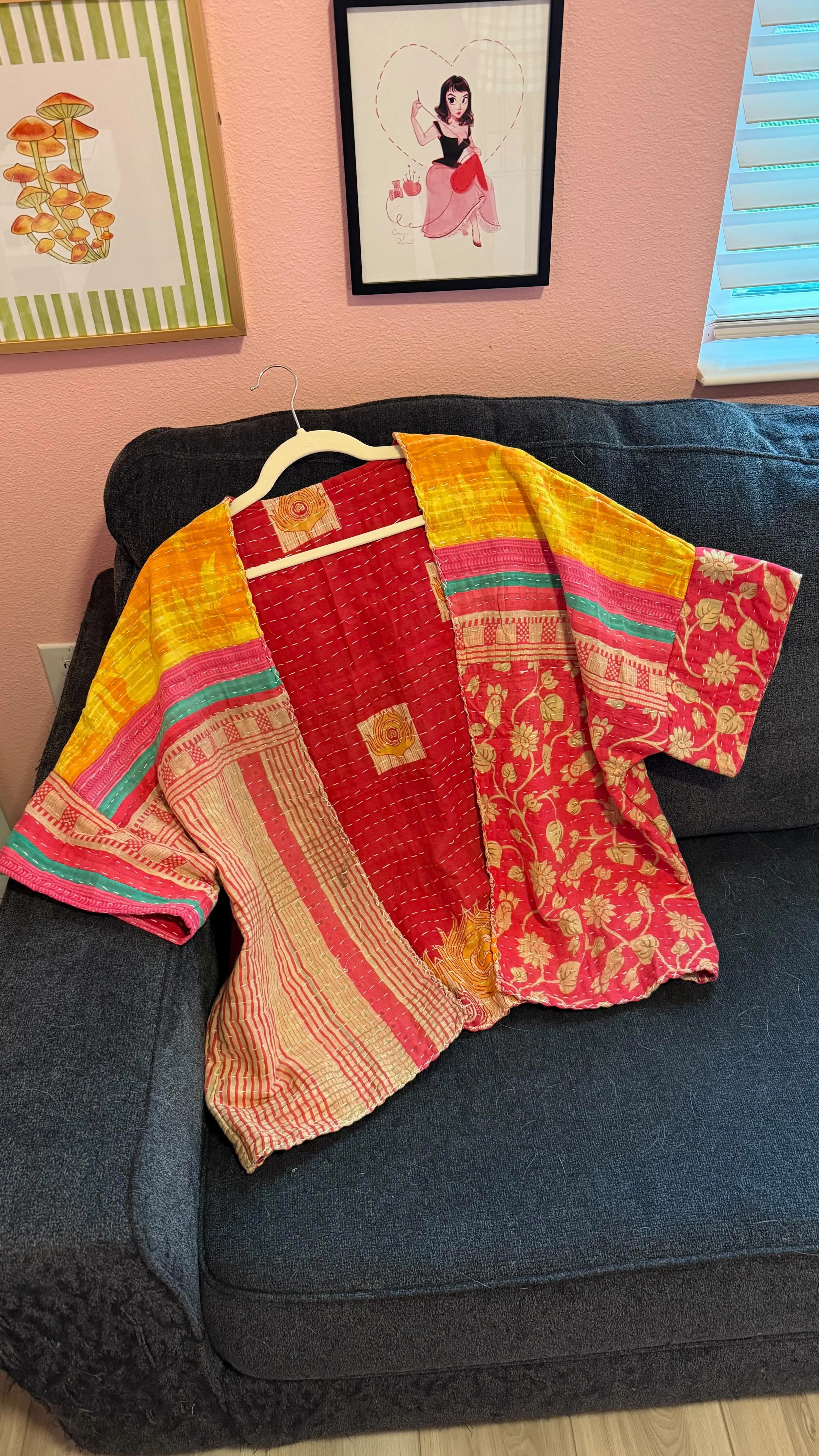 Reversible Kantha quilt kimono โจ Handmade in Florida & available on my website ๐ชก
1 of 1 piece fits XS - 3X
#slowfashion #floridafashiondesigner #kanthaquilt #kanthajacket #kanthakimono