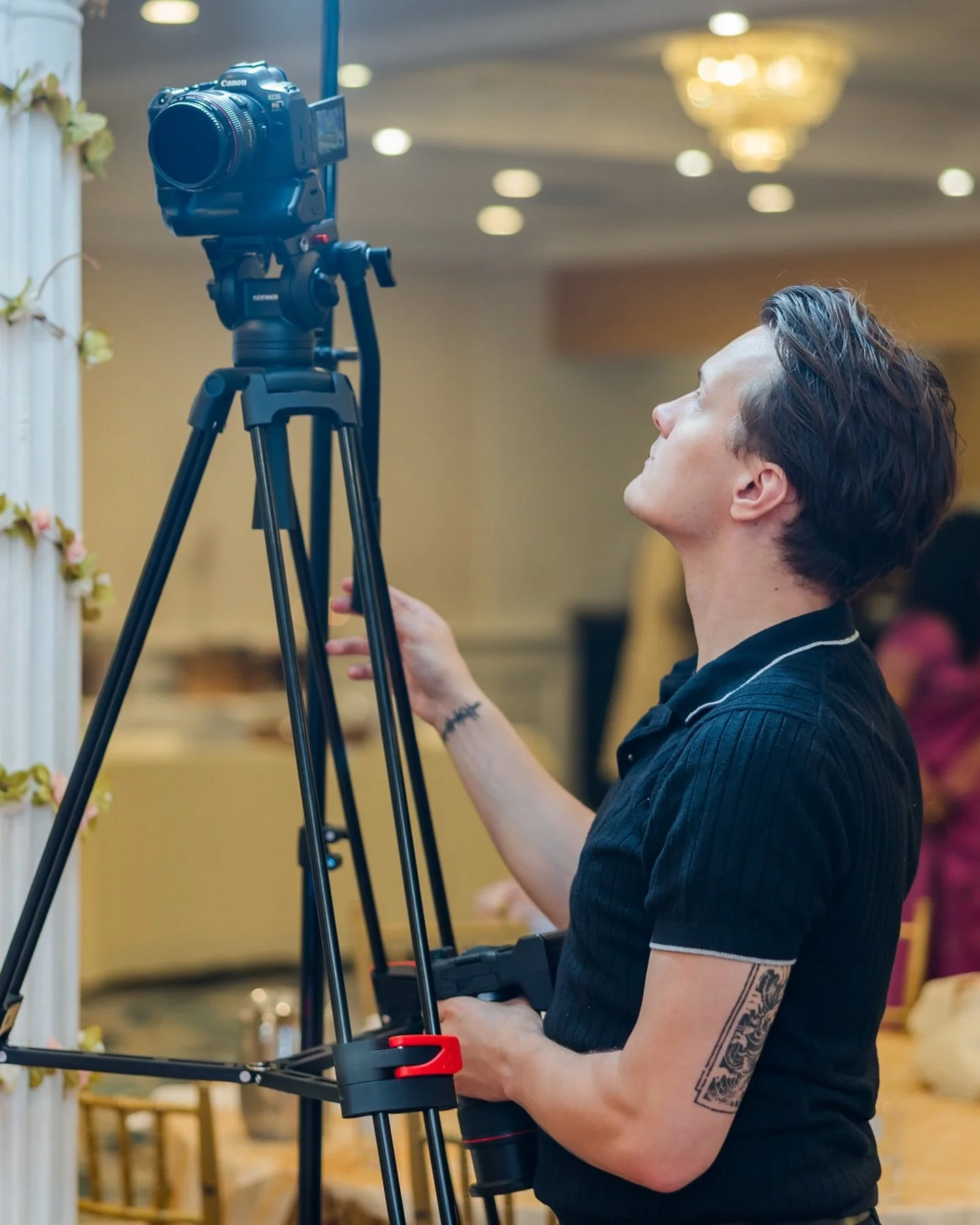 BTS caught on videography contract (Jiawei Hsu, Fotolux) cute and slightly cross-eyed looking at my viewfinder

Do not come for my 2000&rsquo;s era lens it&rsquo;s my baby and I refuse to get rid of it. It&rsquo;s cool and punk and I take my baby eve