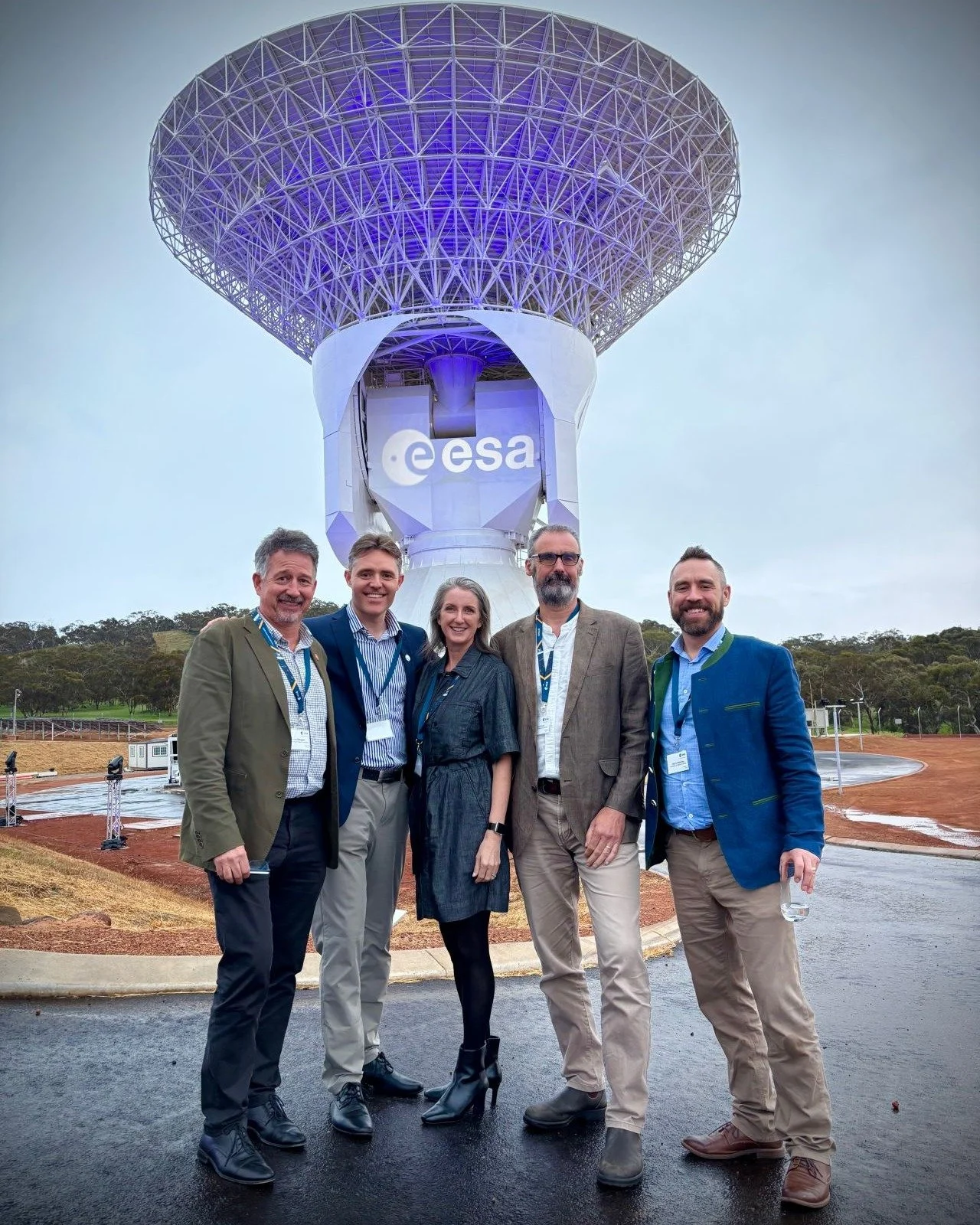 Western Australia is a growing hub for deep space communication 🛰️

The TeraNet team joined partners from @universitywa  and @europeanspaceagency  to celebrate the inauguration of the European Space Agency&rsquo;s new 35-metre deep space antenna at 