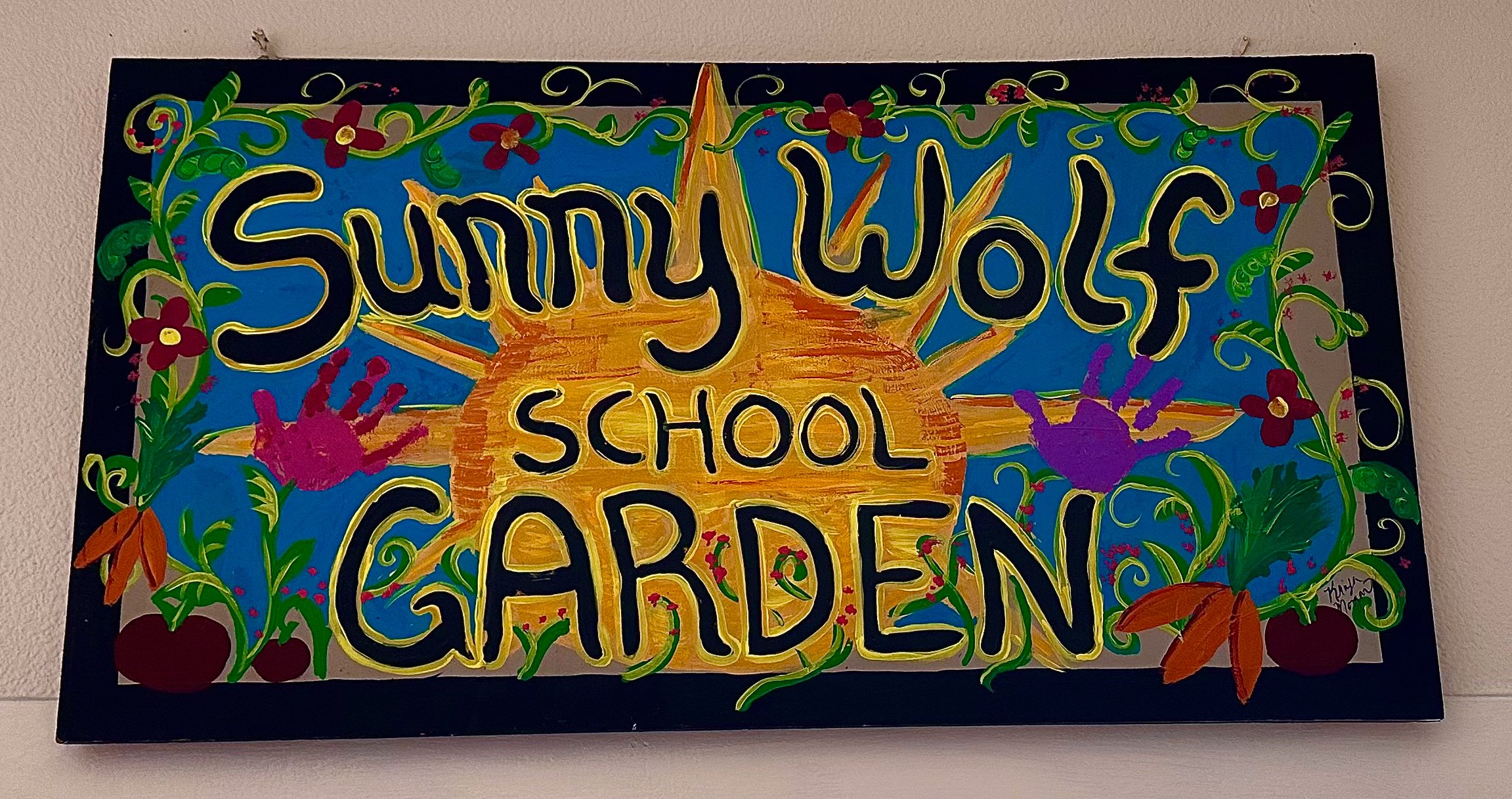 Sunny Wolf Garden