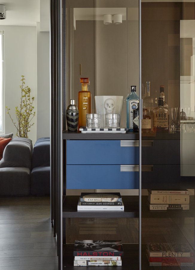 glass dry bar room divider interior design nyc
