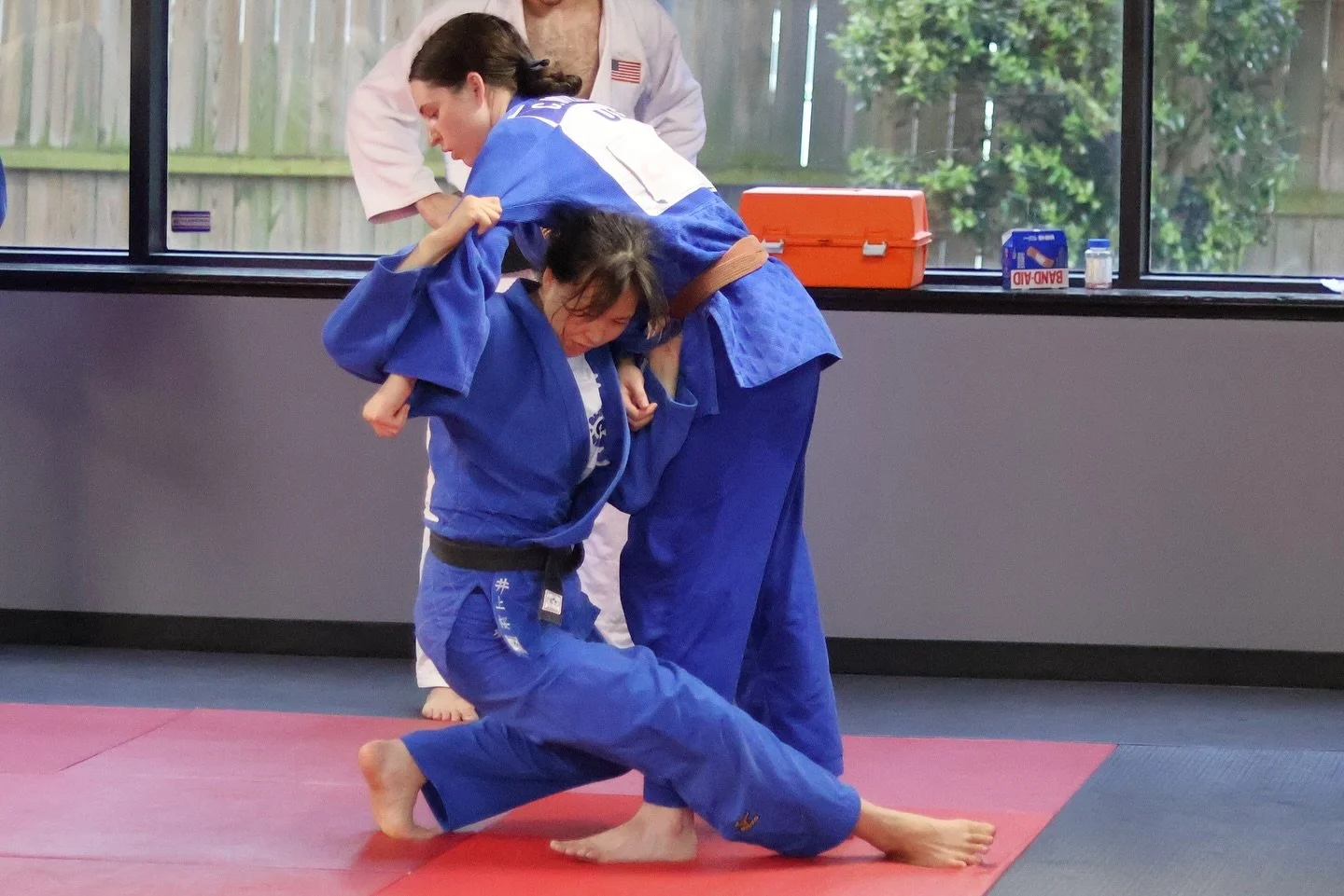 Shukutoku University Judo Team Conducts Technical Exchange at High Noon Judo
