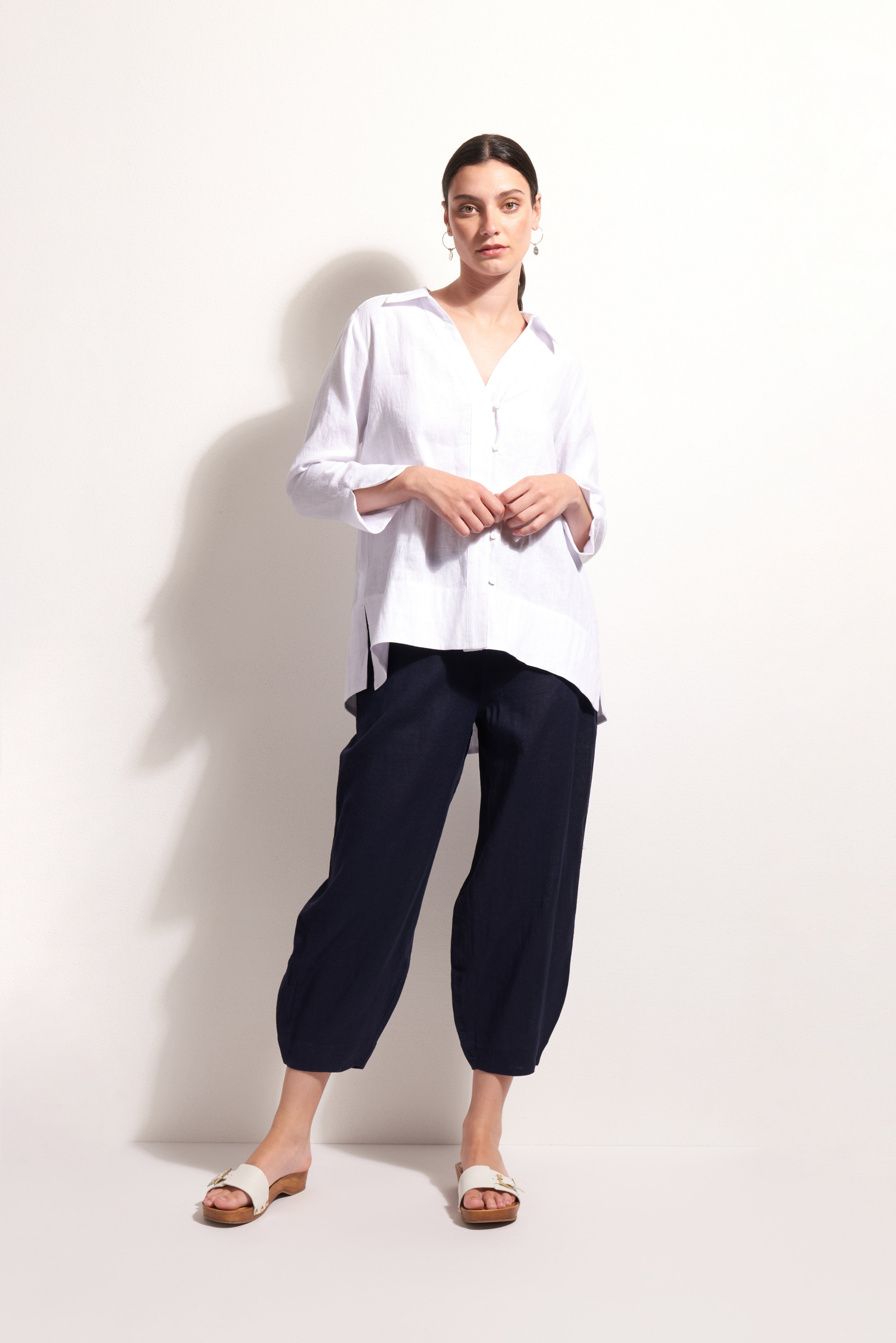 FO8297 WHITE, FO8363 ECLIPSE (1).JPG