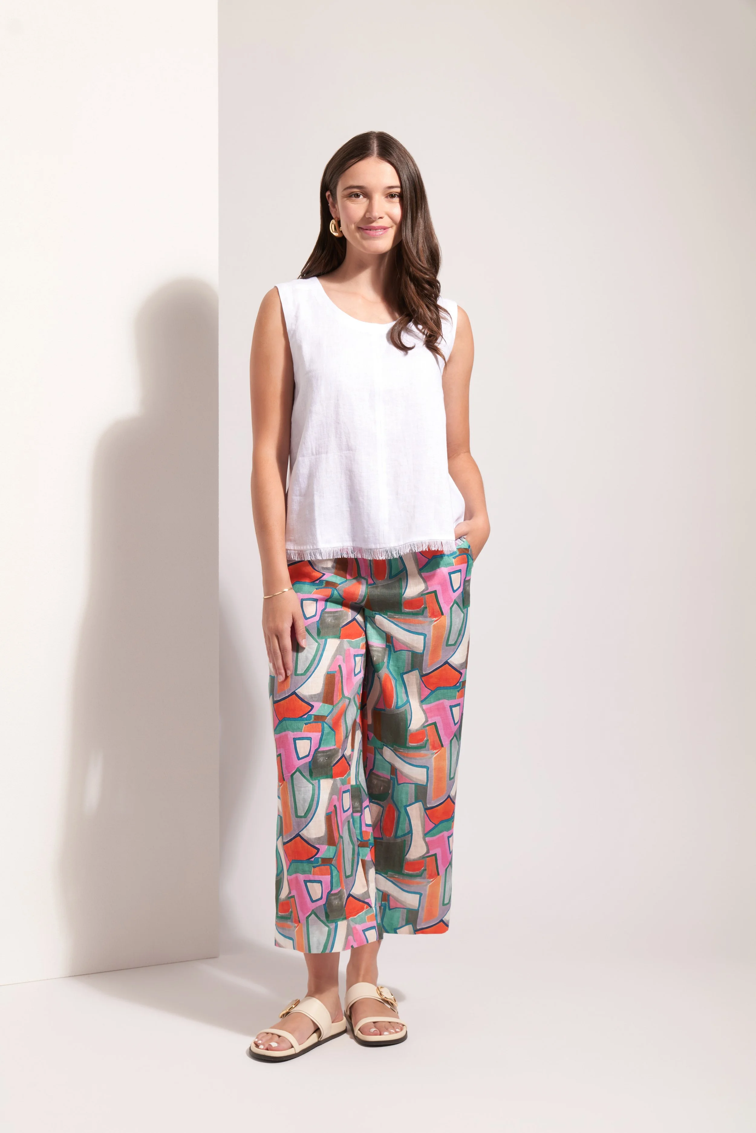 FO8316 WHITE, FO6918 COLOUR FUSION (1).JPG