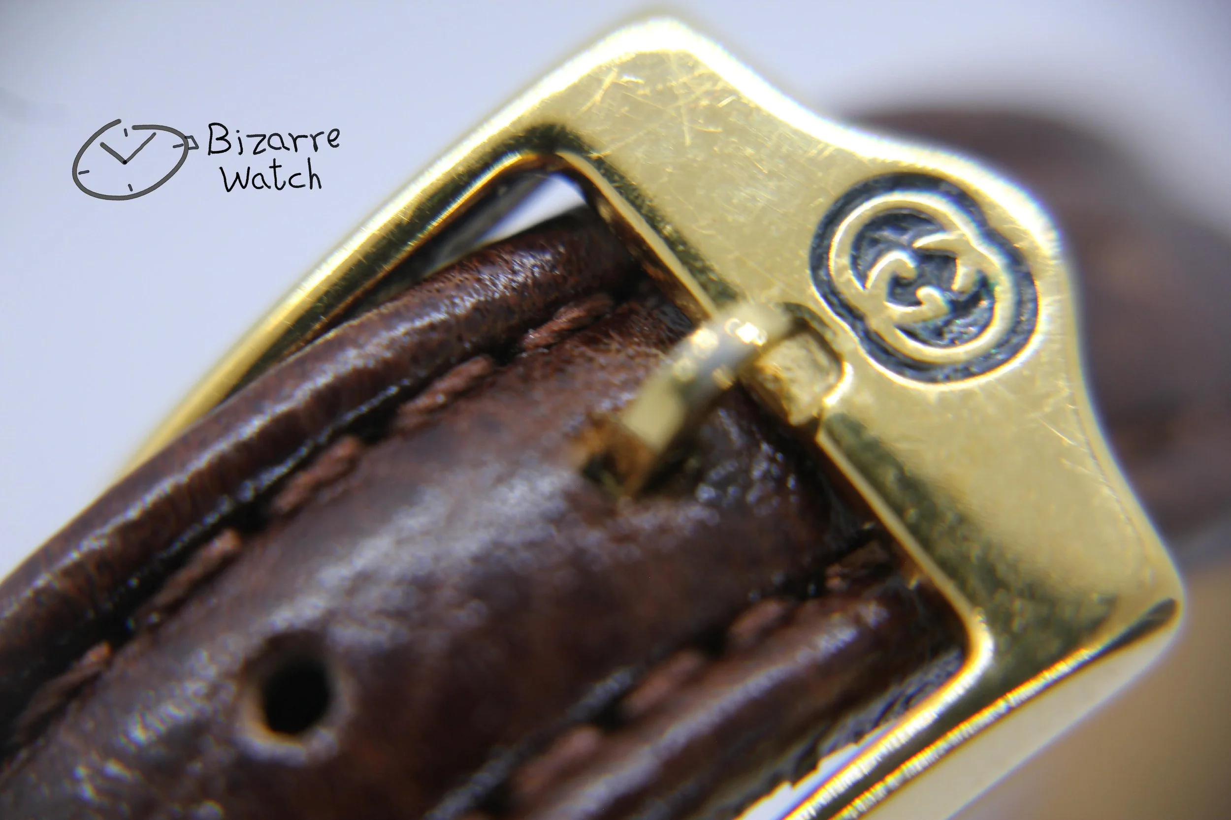 buckle strap genuine leather Vintage Ladies gold plated Goldplated GUCCI 6300L White Dial Brown Strap Watch women bizarre