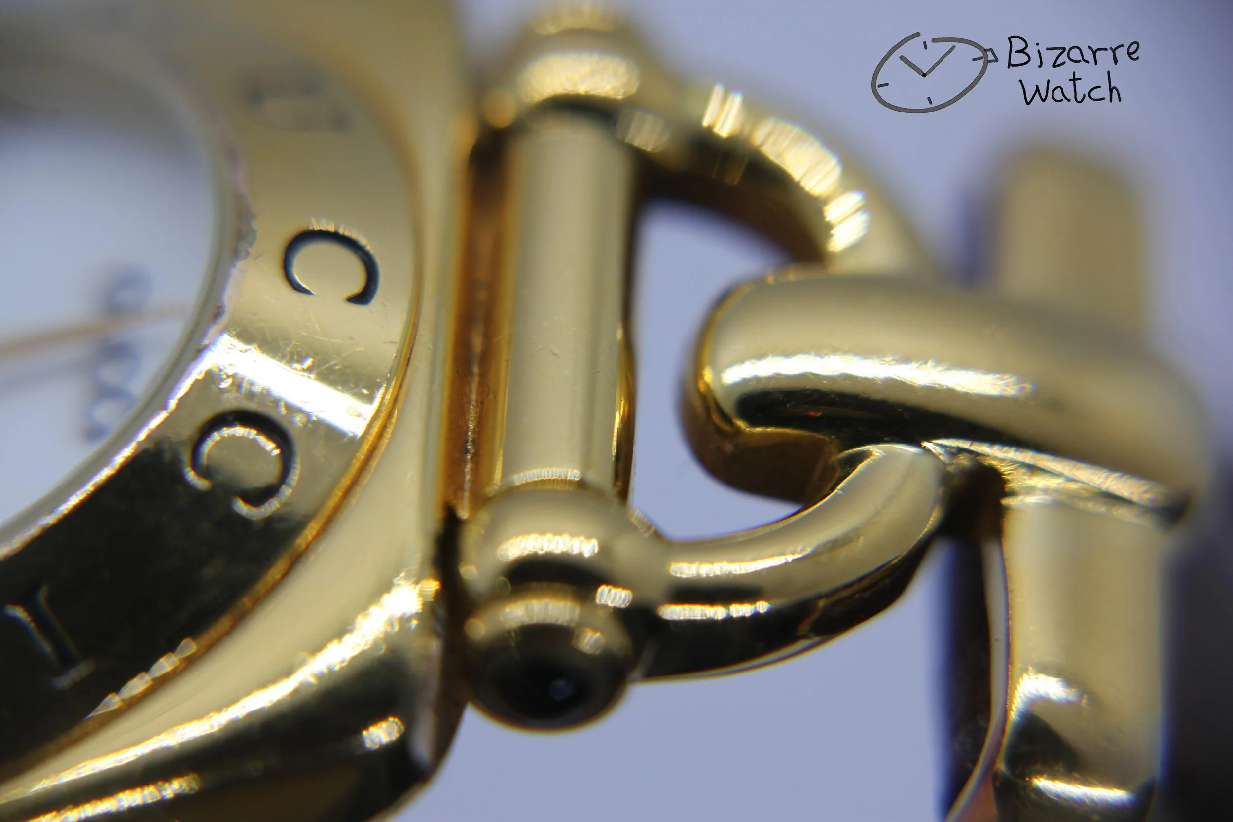 lugs lug Vintage Ladies gold plated Goldplated GUCCI 6300L White Dial Brown Strap Watch women bizarre