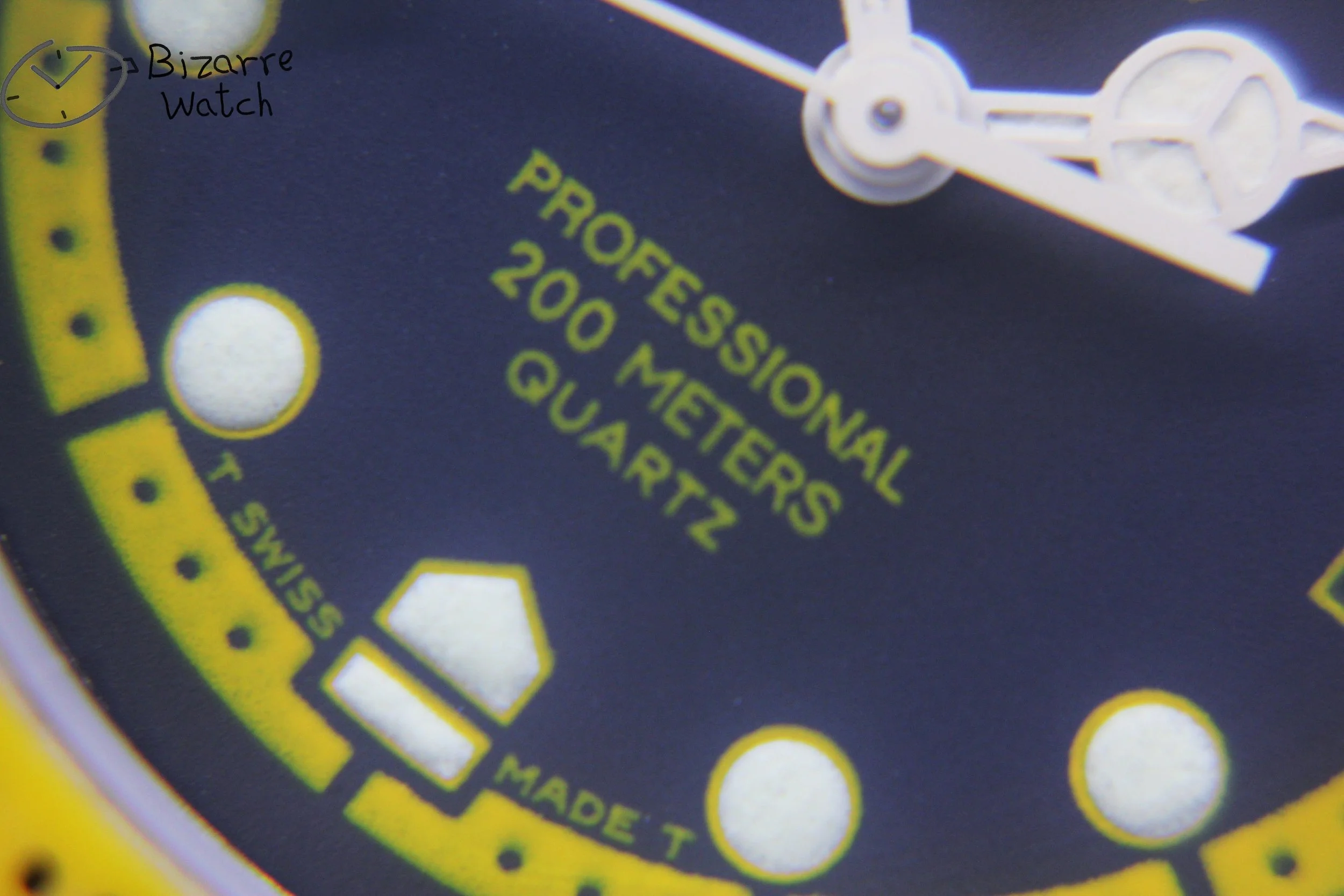 radioactive dial tritium lume hands logo date Vintage TAG HEUER Formula 1 200M Yellow Black 380.513 380.513/1 Yellow Watch men unisex women ladies gents bizarre