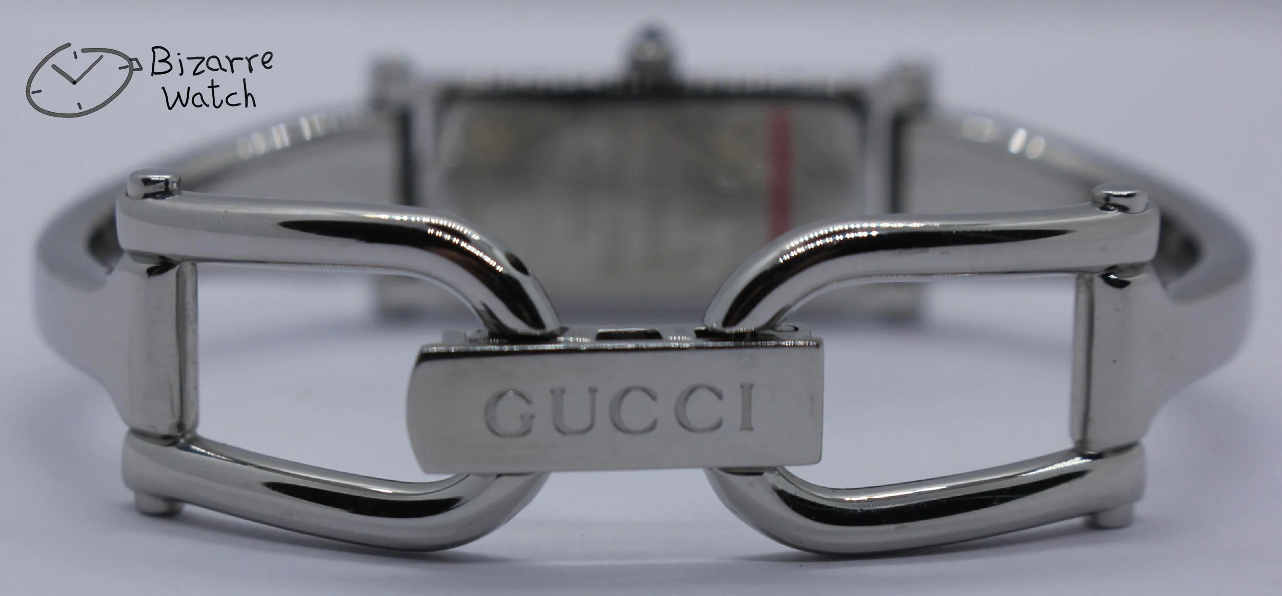 buckle 1500 vintage Ladies GUCCI 1500L Silver Dial Stainless Steel Watch women bizarre