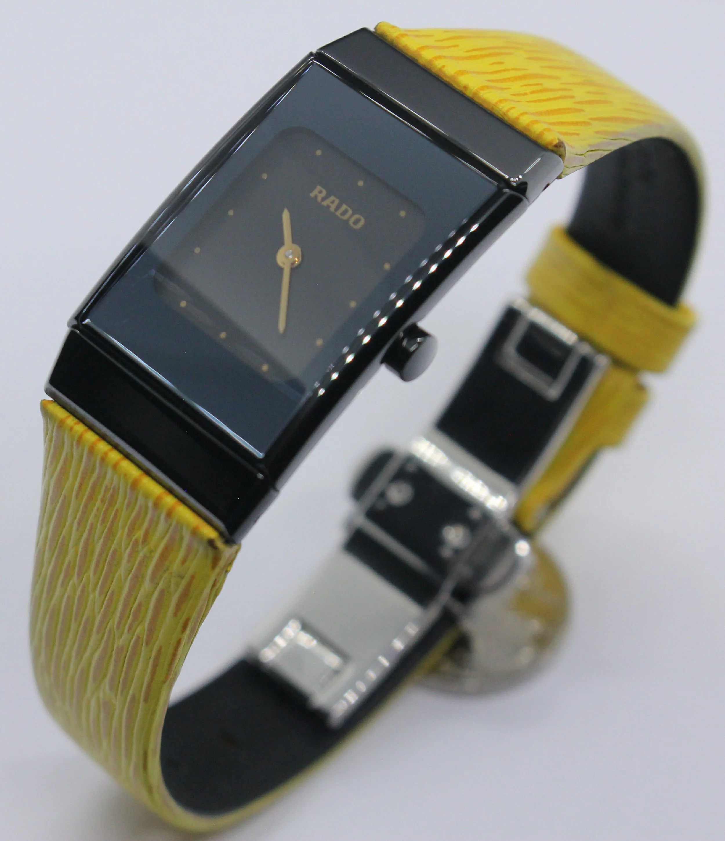 vintage Scratchproof Rado Ceramica Diastar 963.0350.3 Black Ceramic Yellow Strap Watch ladies women
