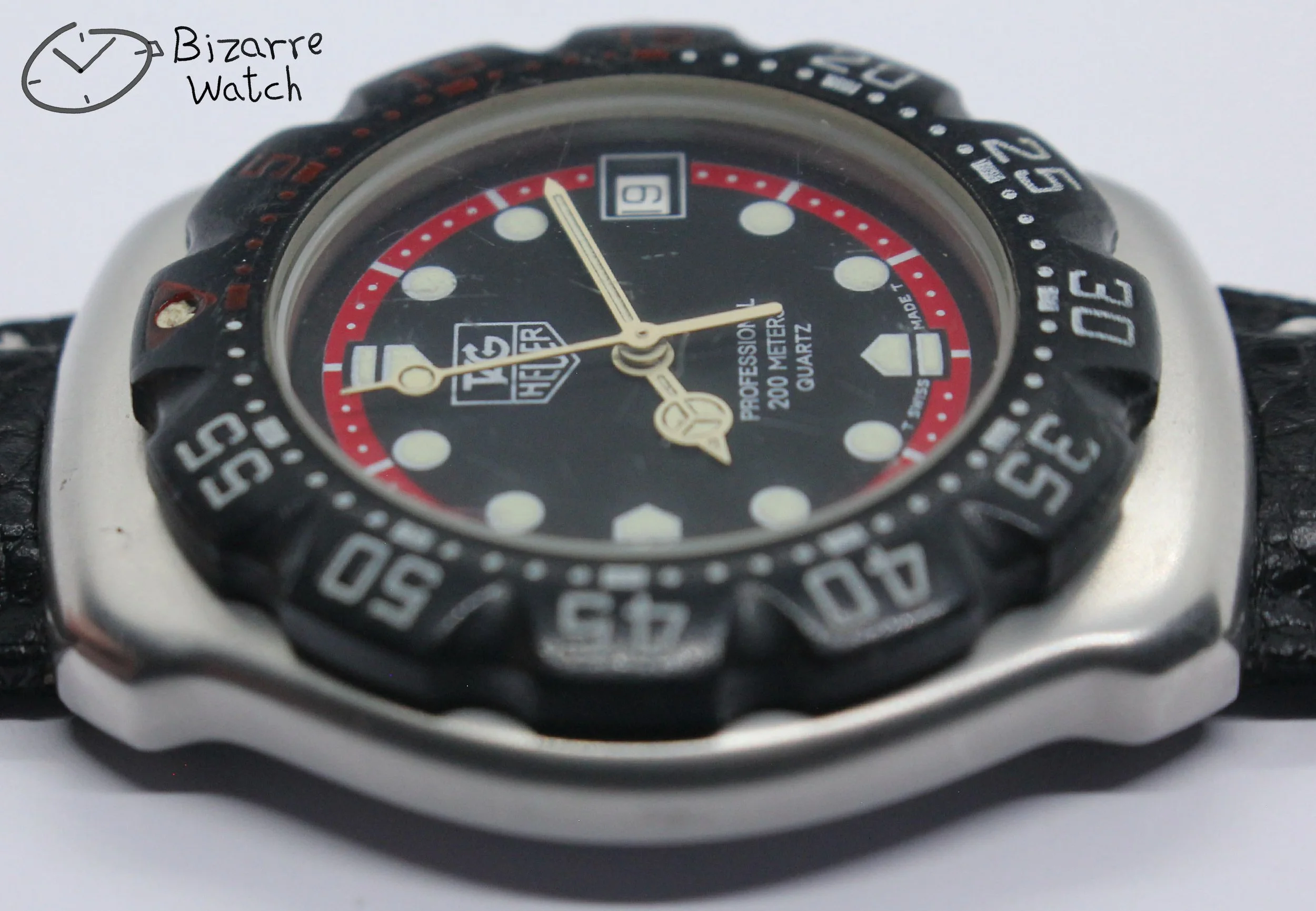 vintage TAG HEUER Formula 1 200M Black Red Date 374.513 ETA 955.412 Movement Watch men women