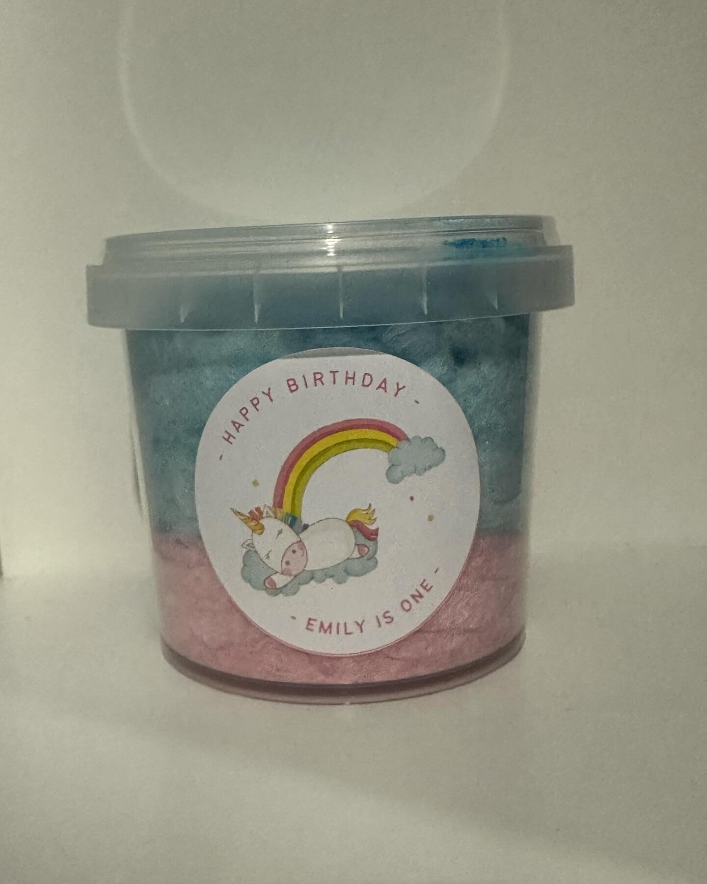 We make personalised fairy floss tubs for any occasion. #fairyfloss #partyfavours #fairyflosstubs #melbourne #birthdays #weddings #weddingfavours #birthdayfavours #christmasgifts #cottoncandy #cottoncandyfavours #foryou