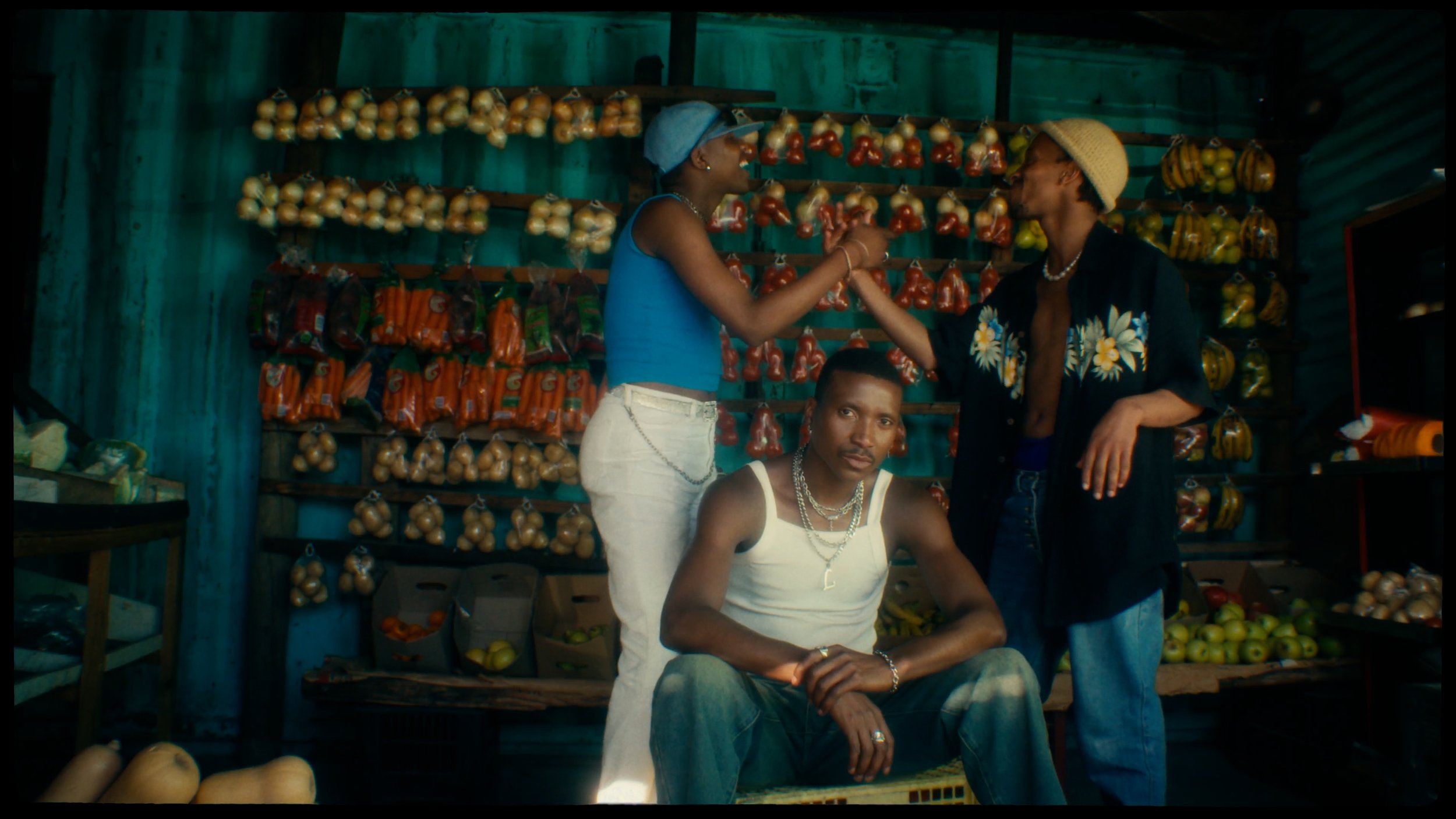 MoBlack_Yamore_MusicVideo.mp4.00_00_37_21.Still011.jpg