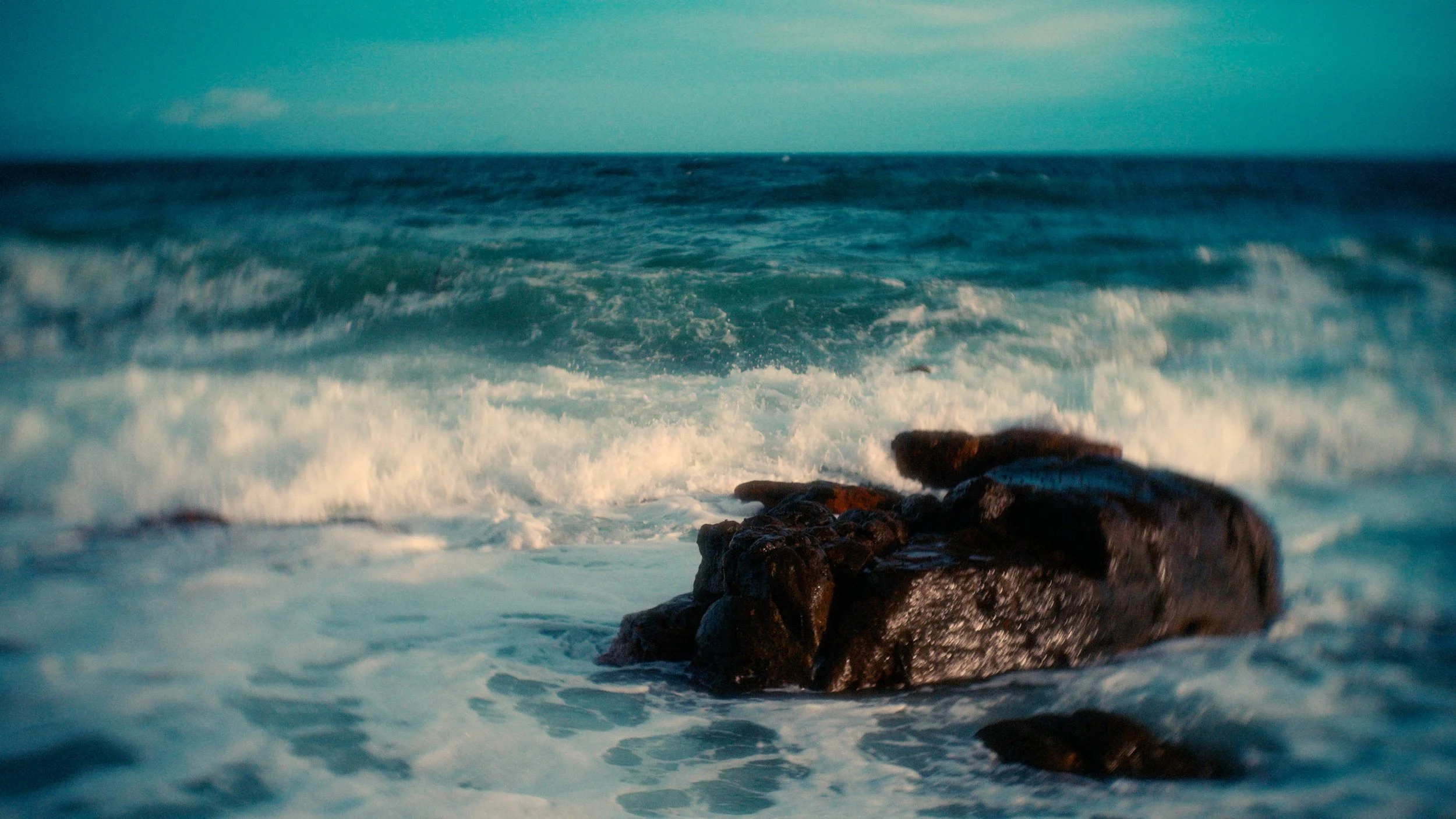 DGO_Graded_WIP2.mov.01_00_15_18.Still001.jpg