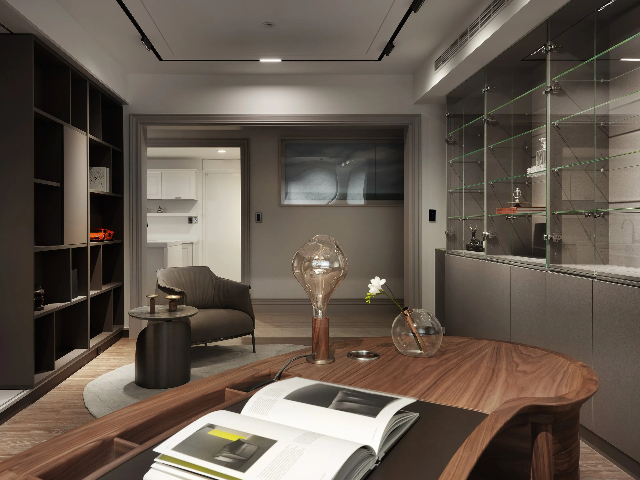the-collector's-pause-treasure-dragon-study-room2.jpg