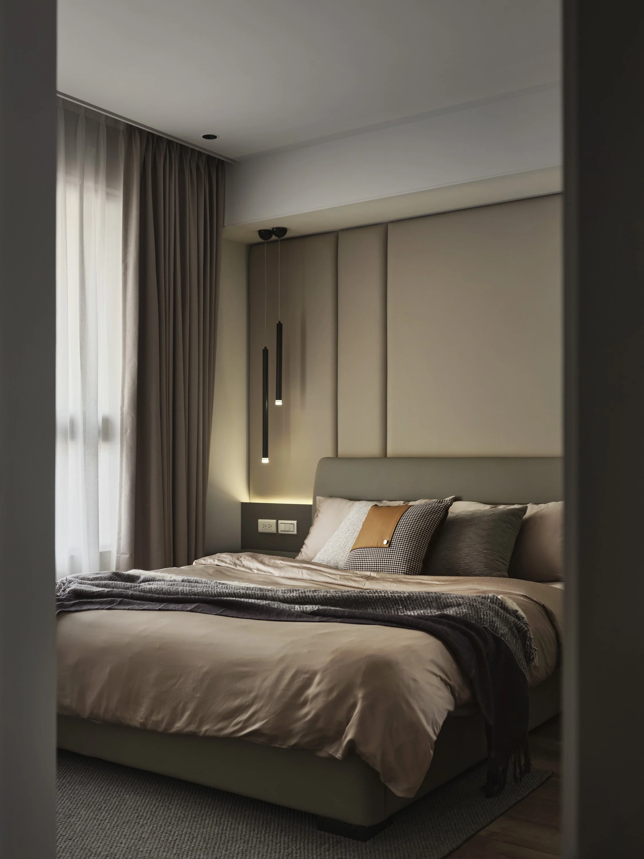 house-z-shengmei-laone-bed.jpg