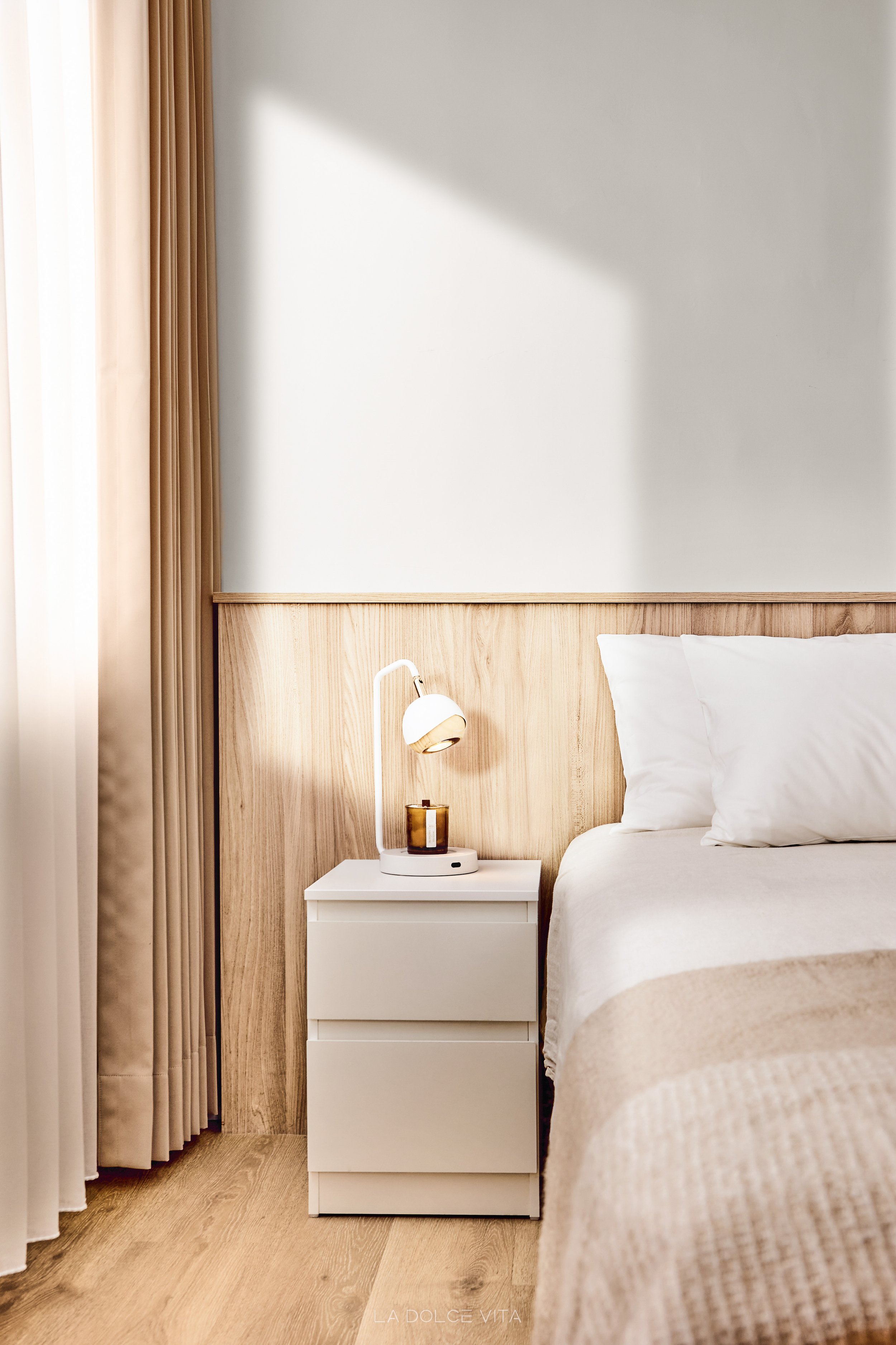 reborn-taichung-bedroom-detail.jpg