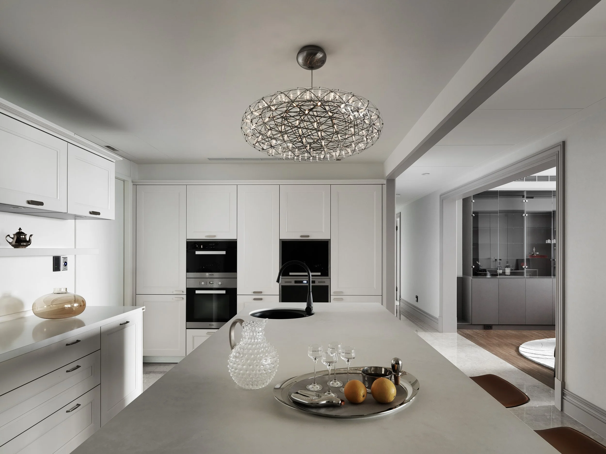 the-collector's-pause-treasure-dragon-kitchen-lighting.jpg