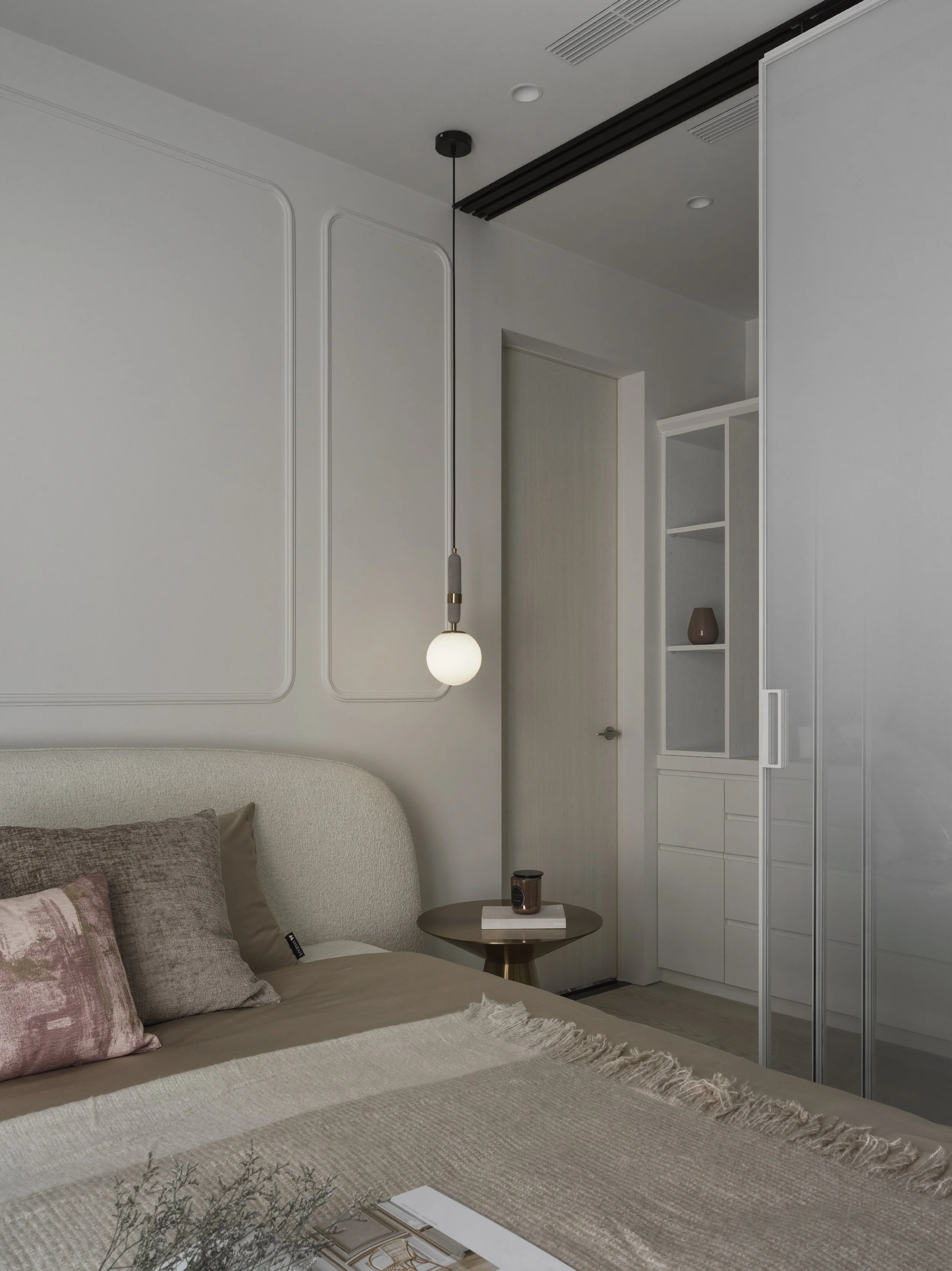 house-h-dalai-bedroom-lighting.jpg