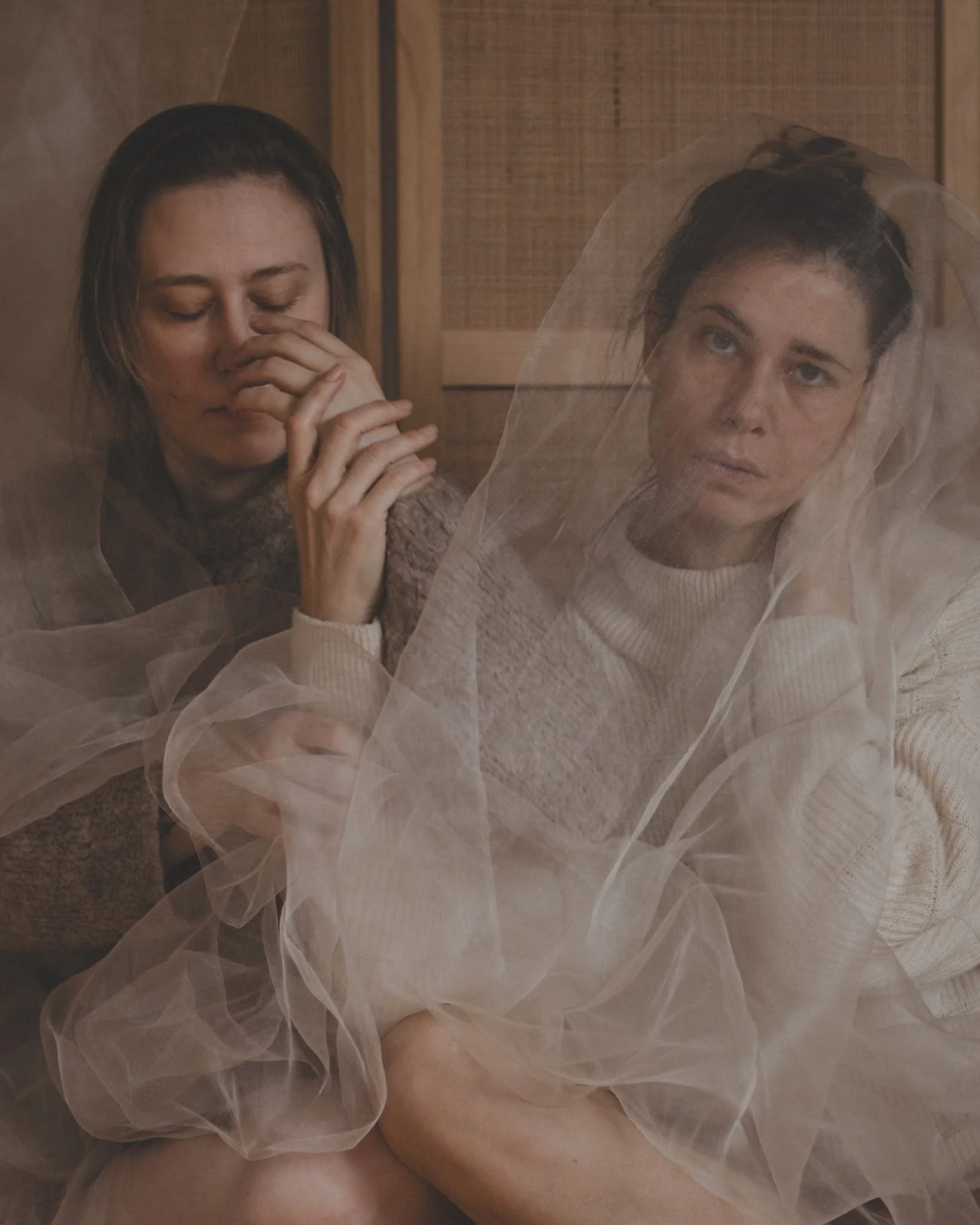 WORK WIFE.

Du bist die, die ich mir so lange gew&uuml;nscht habe. 

Die, mit der ich jeden Tag eine neue wilde Idee umsetzten kann. Die, die das Feuer sp&uuml;rt so wie ich. Die, die mich feiert und erdet. Die, mit der ich fliegen kann. Die, die mei