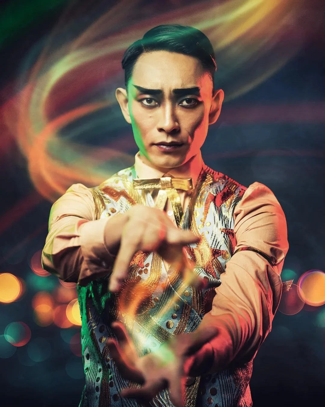🌟 BREAKING: OUR TALENT EDWARD WU IS THE AMAZING KARNAK! 🌟

Tomorrow night &mdash; Friday 14th November &mdash; the curtain rises on @cyclone_musical at Southwark Playhouse Elephant, and we&rsquo;re beyond proud to announce our client @mr.edwu is ta