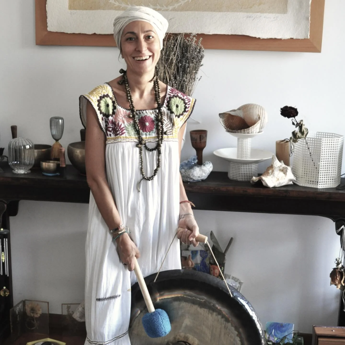 🍂✨ Equinox Gathering ✨🍂

✨ An intimate and transformative circle to celebrate together this seasonal portal. ✨

A 2-hour online workshop to honor the transition into the new season, restore balance and grounding through:

🌿 Kundalini Yoga
🌑 Medit