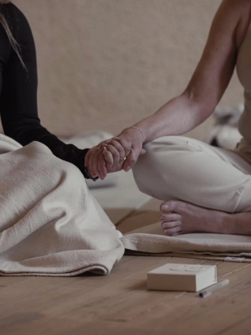 KUNDALINI YOGA &amp; MEDITAZIONE
✨Nutri le tue radici e riallineati alla tua verit&agrave;✨

🌑 Luned&igrave; 12
🌟19.30-21.00 su zoom
🕯 Monday Practice 

Una pratica per radicarti, alleggerire il corpo e tornare all&rsquo;essenziale.

A stasera!
LI