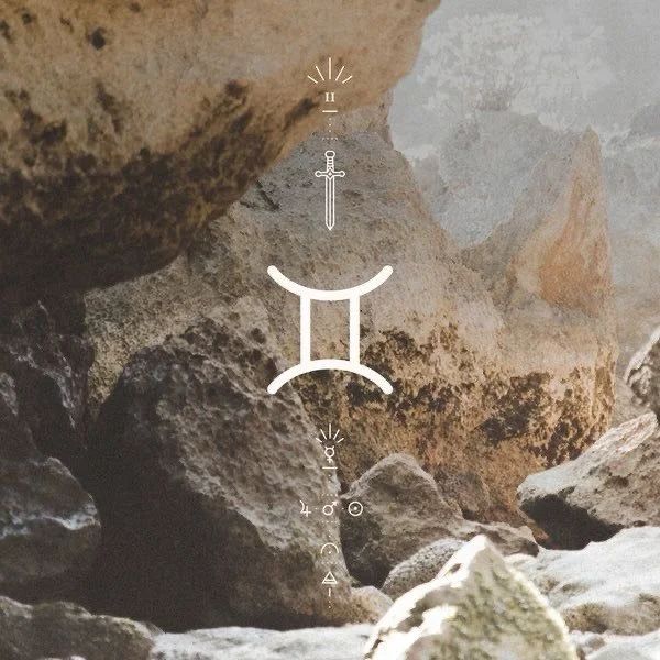 ✨Monday Practice✨
Luned&igrave; 8 Giugno
19.30-21.00 su zoom

Kundalini Yoga &amp; Meditazione
&ldquo;OLTRE LA DUALITA&rsquo;&rdquo;

La stagione dei Gemelli ci invita a esplorare il mondo della mente, delle idee e delle molteplici prospettive che co